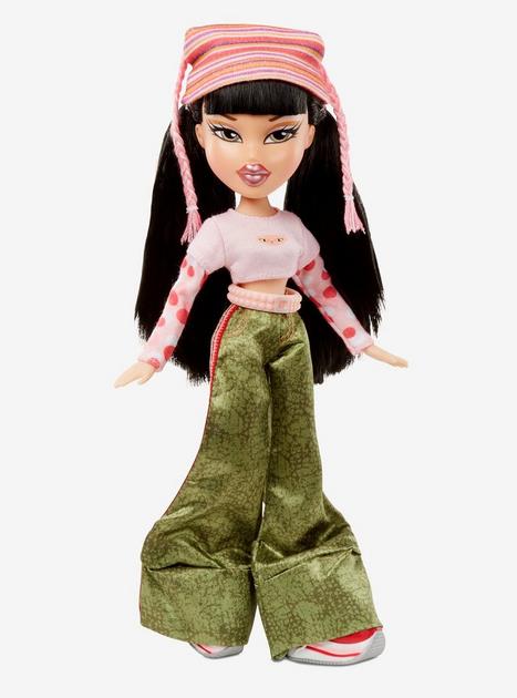 Quiz: Go Clothes Shopping To Find Out Which Bratz Doll You Are