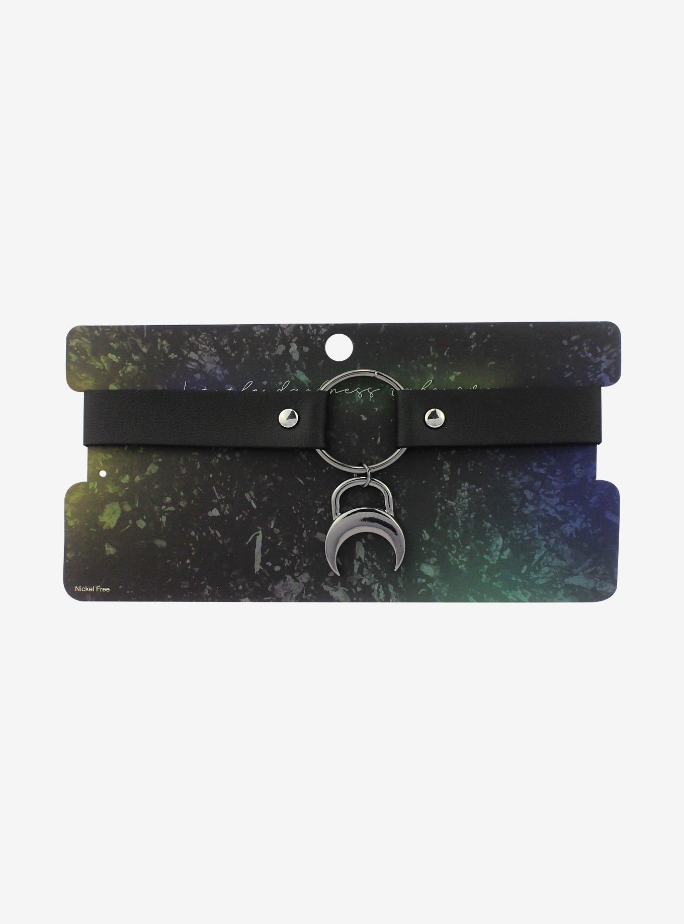 Crescent Moon Padlock Choker | Hot Topic