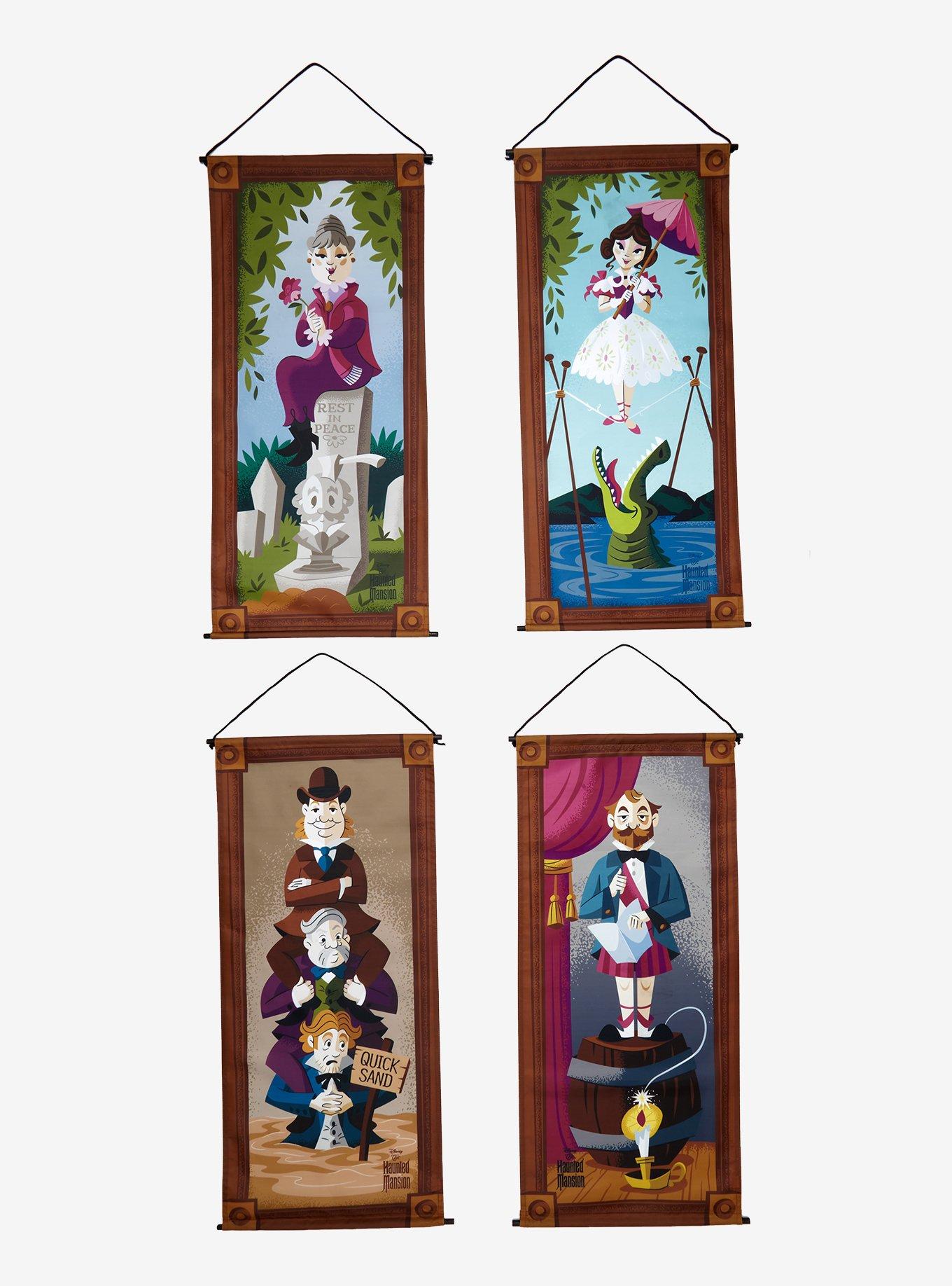 Disney The Haunted Mansion Stretching Portraits Garden Hanging Banners Set