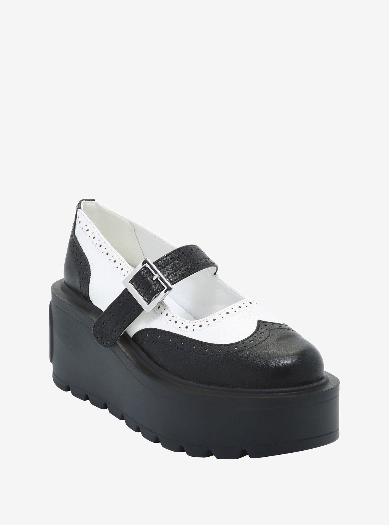 Hot topic platform on sale shoes