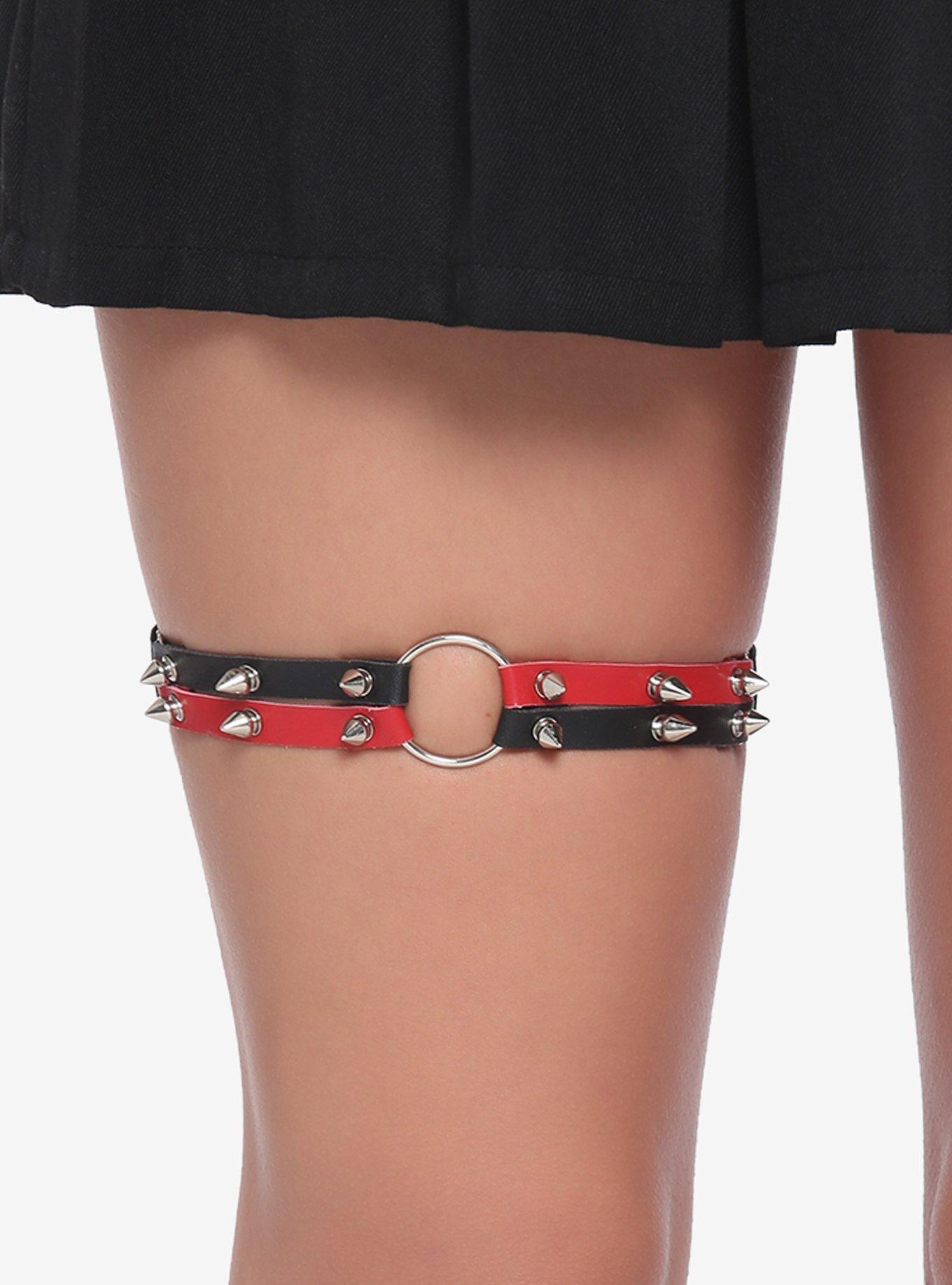 Black & Red Spiked Garter, , hi-res
