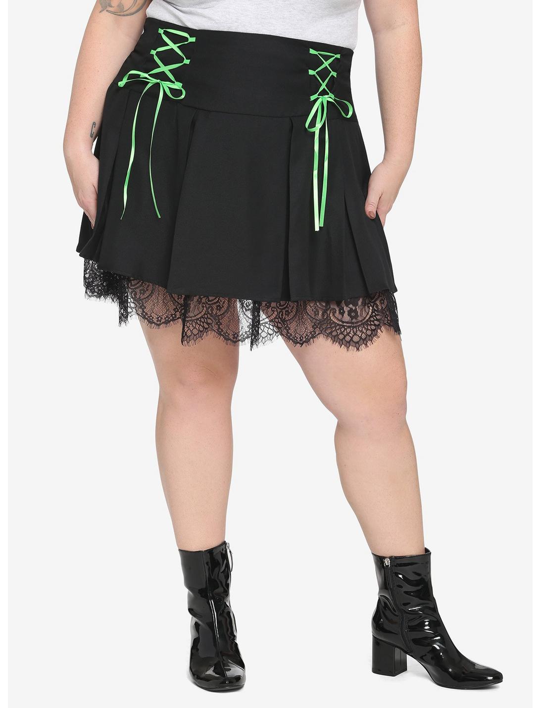 Black & Green Lace-Up Pleated Skirt Plus Size, BLACK, hi-res