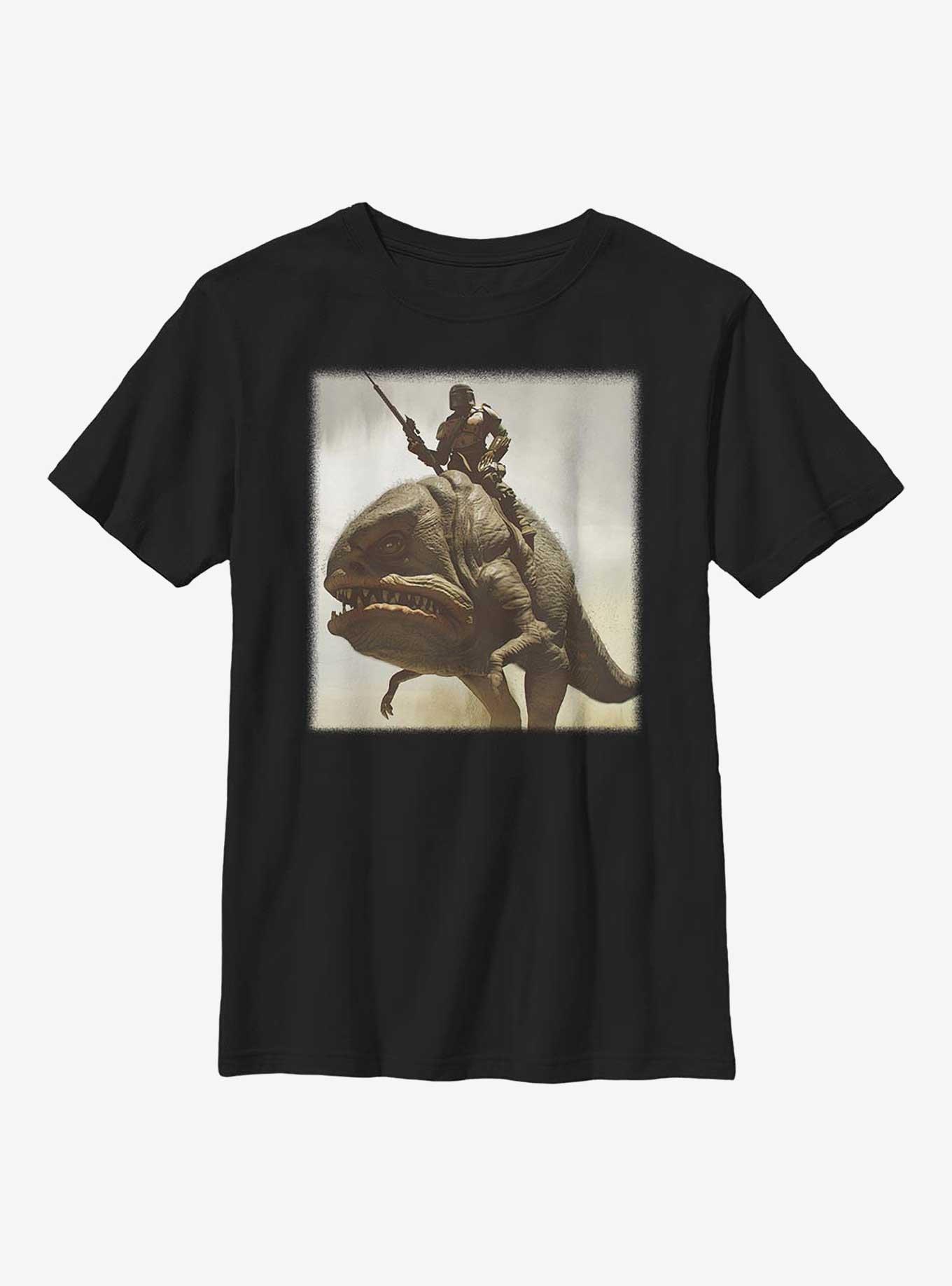 Star Wars The Mandalorian Mando Hero Shot Youth T-Shirt, , hi-res