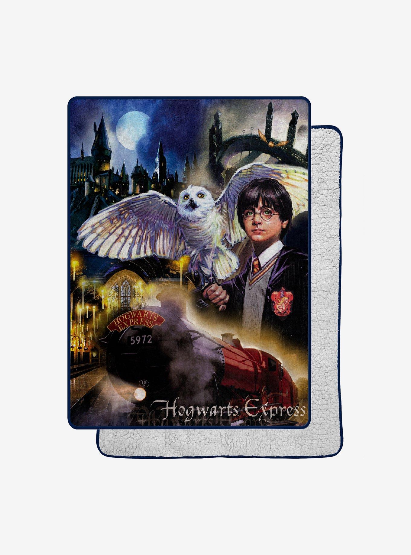 Harry Potter Magic Montage Oversized Throw, , hi-res view 1