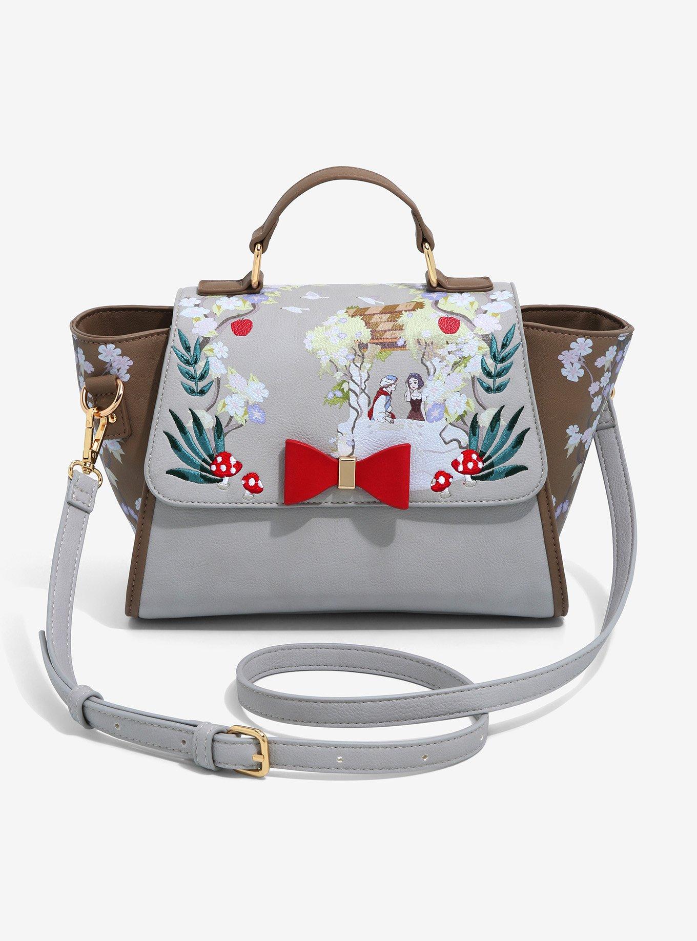 Loungefly snow best sale white purse