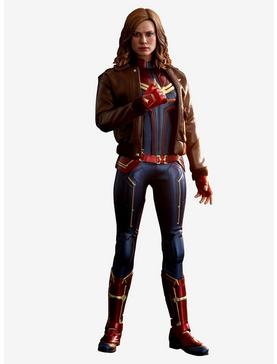 Plus Size Marvel Captain Marvel Deluxe Version Sixth Scale Figure By Hot Toys, , hi-res