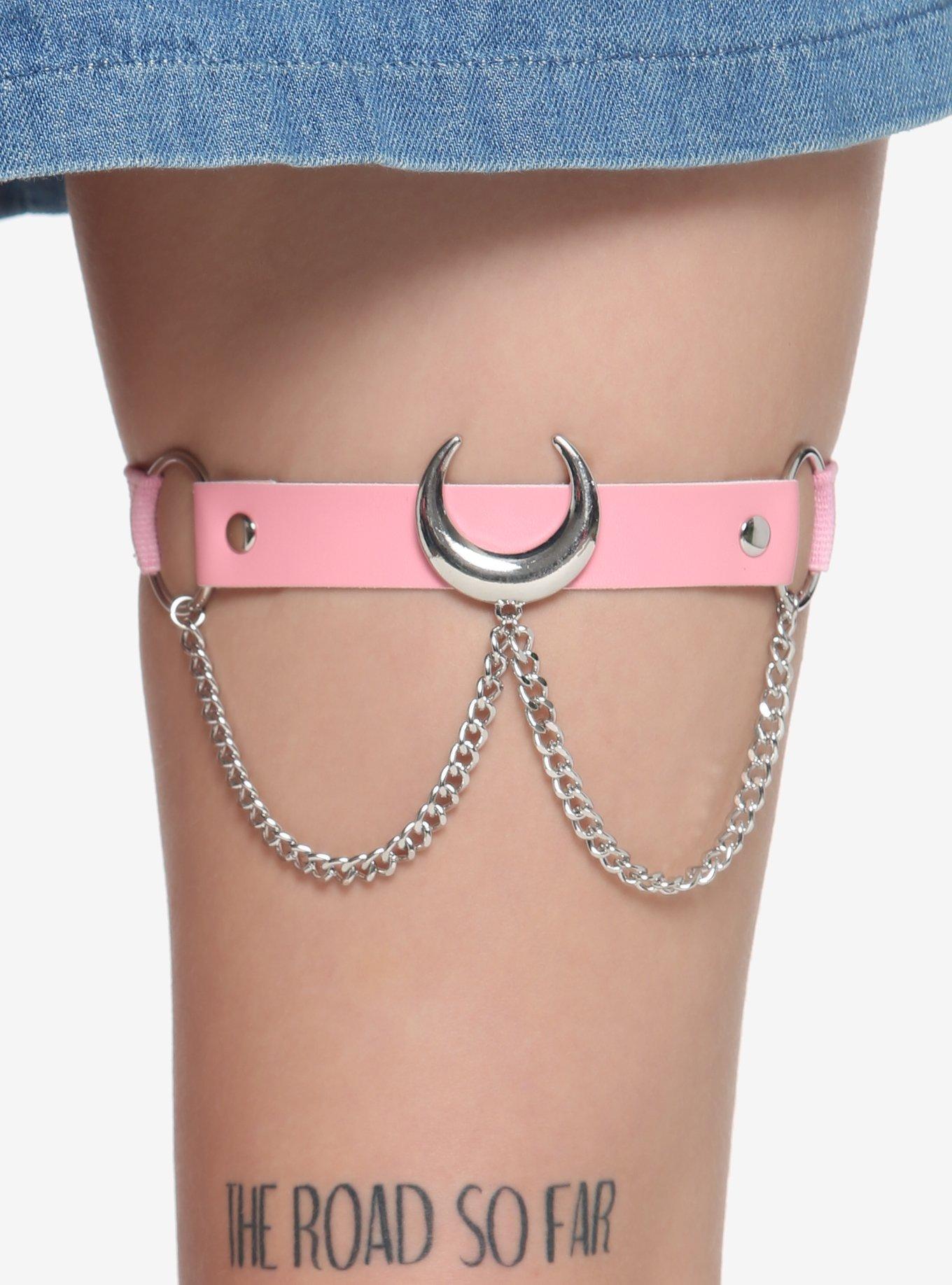 Pink Moon & Chain Garter, , hi-res