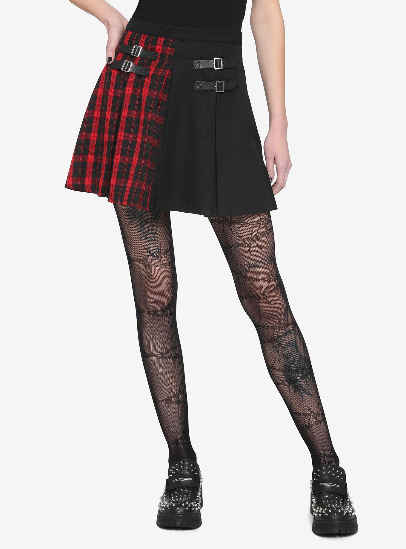 Checkered skirt shop red and black