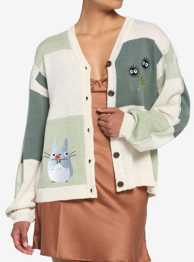 Hot topic 2025 totoro sweater