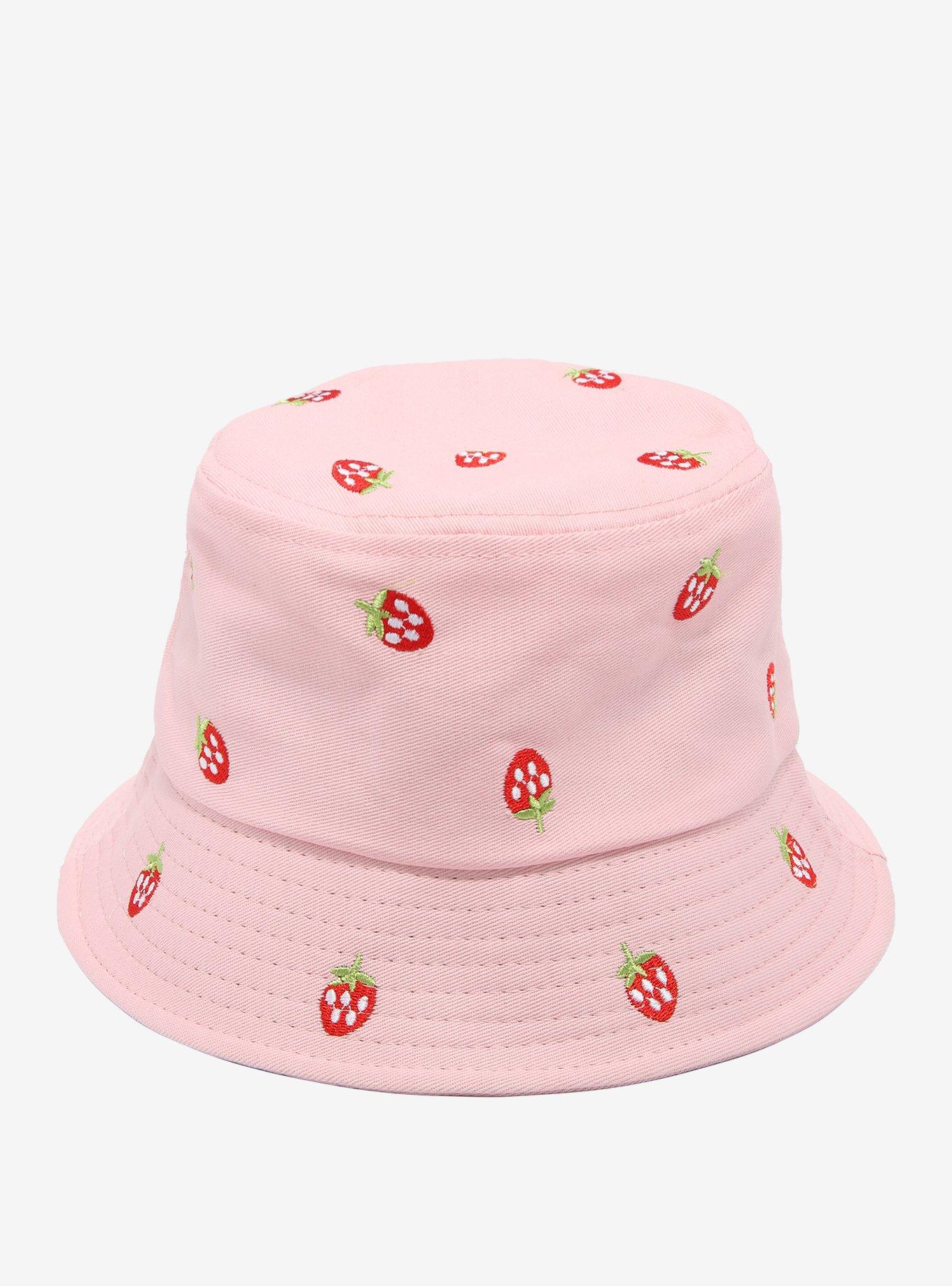 Hot topic store bucket hats