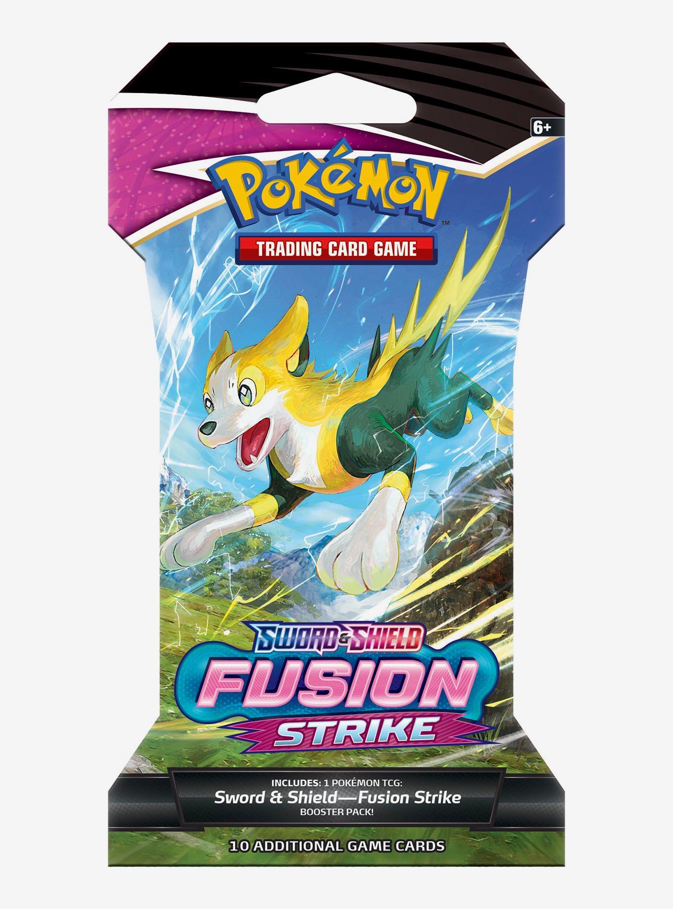 Pok&eacute;mon Sword & Shield Fusion Strike Trading Card Game Booster Pack, , hi-res