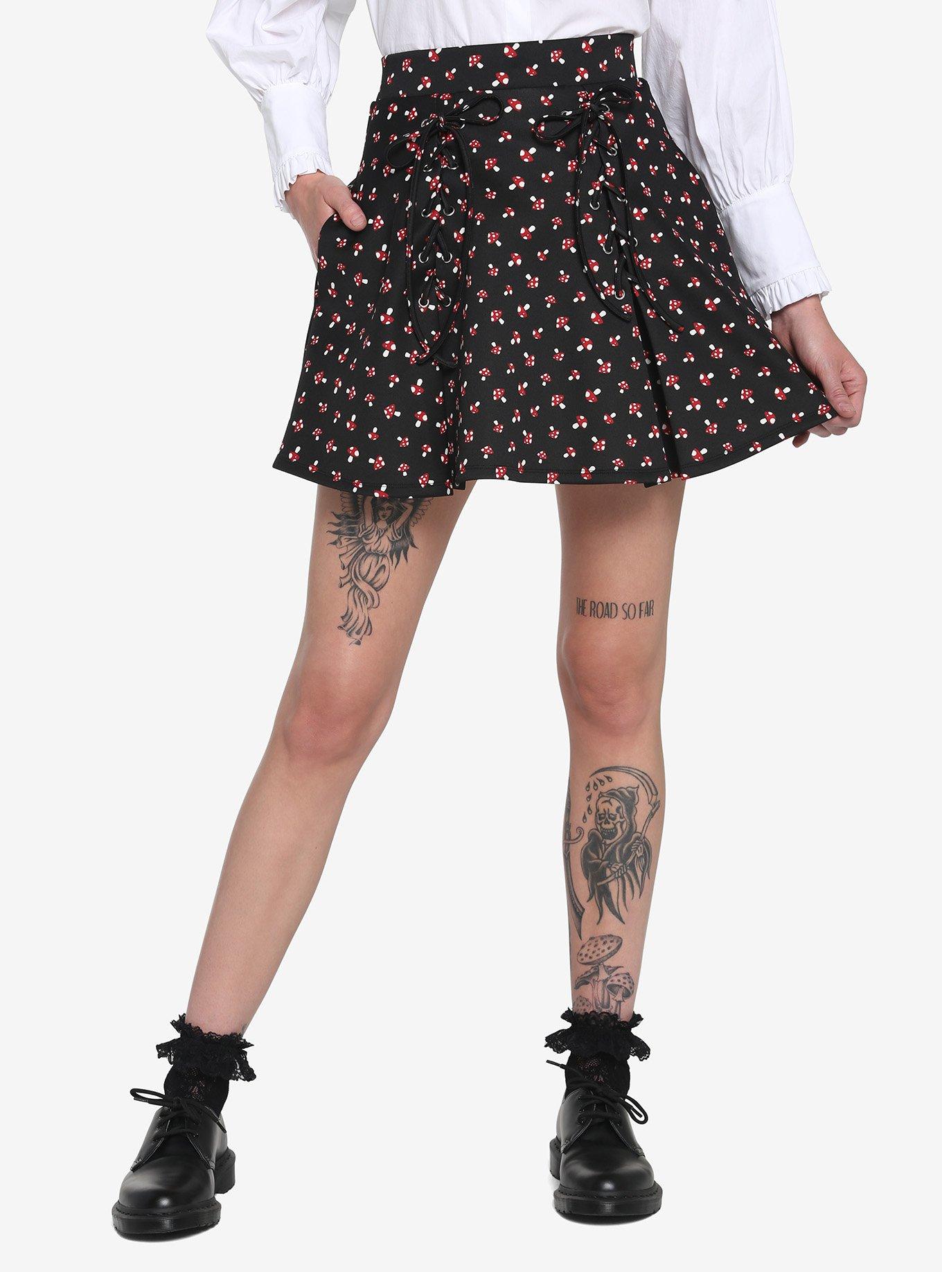 Red Mushroom Lace-Up Skirt, BLACK, hi-res