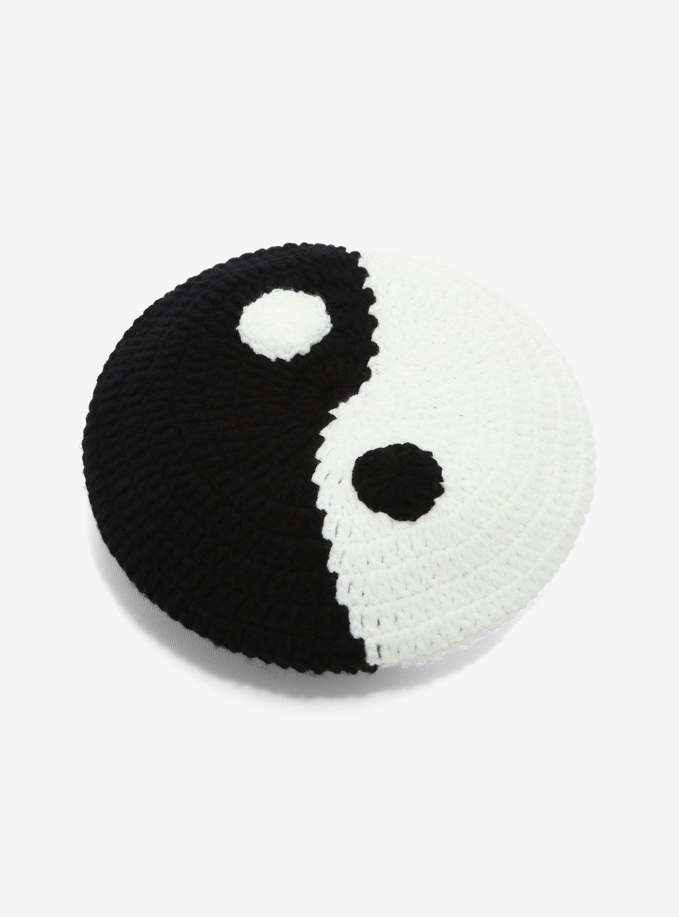 Yin-Yang Knit Beret