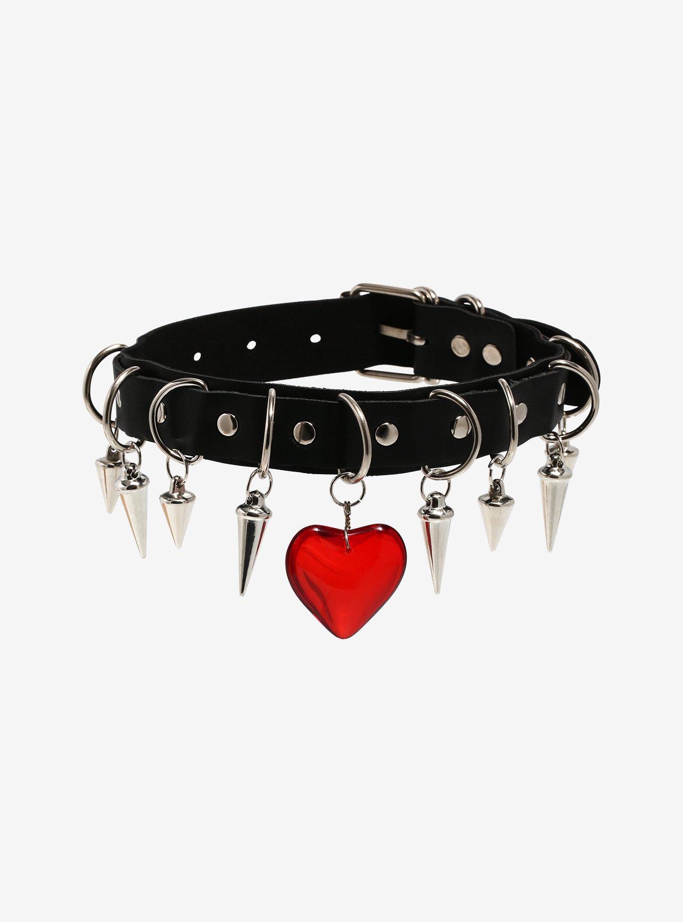 Red Heart D-Ring Spike Choker | Hot Topic