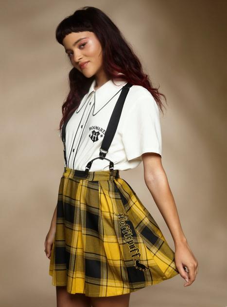 Hot topic hufflepuff jacket deals
