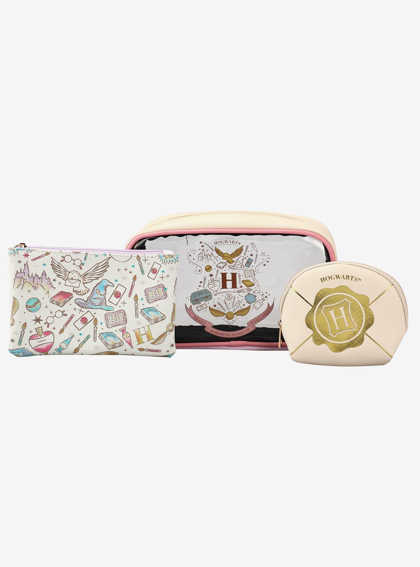 Harry Potter Hogwarts Crest Travel Toiletry Set, , hi-res