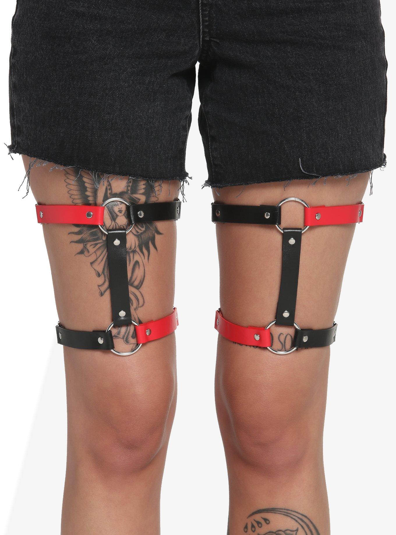 Black & Red Double O-Ring Garter Set, , hi-res