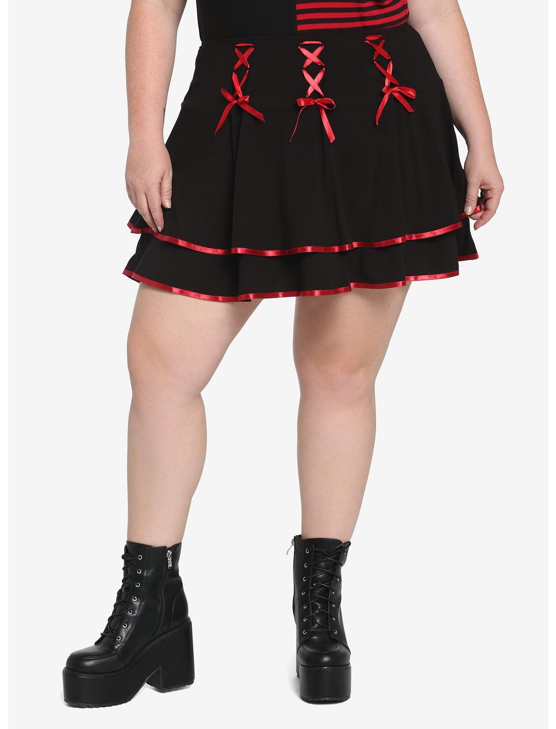 Black & Red Lace-Up Satin Trim Tiered Skirt Plus Size, BLACK, hi-res