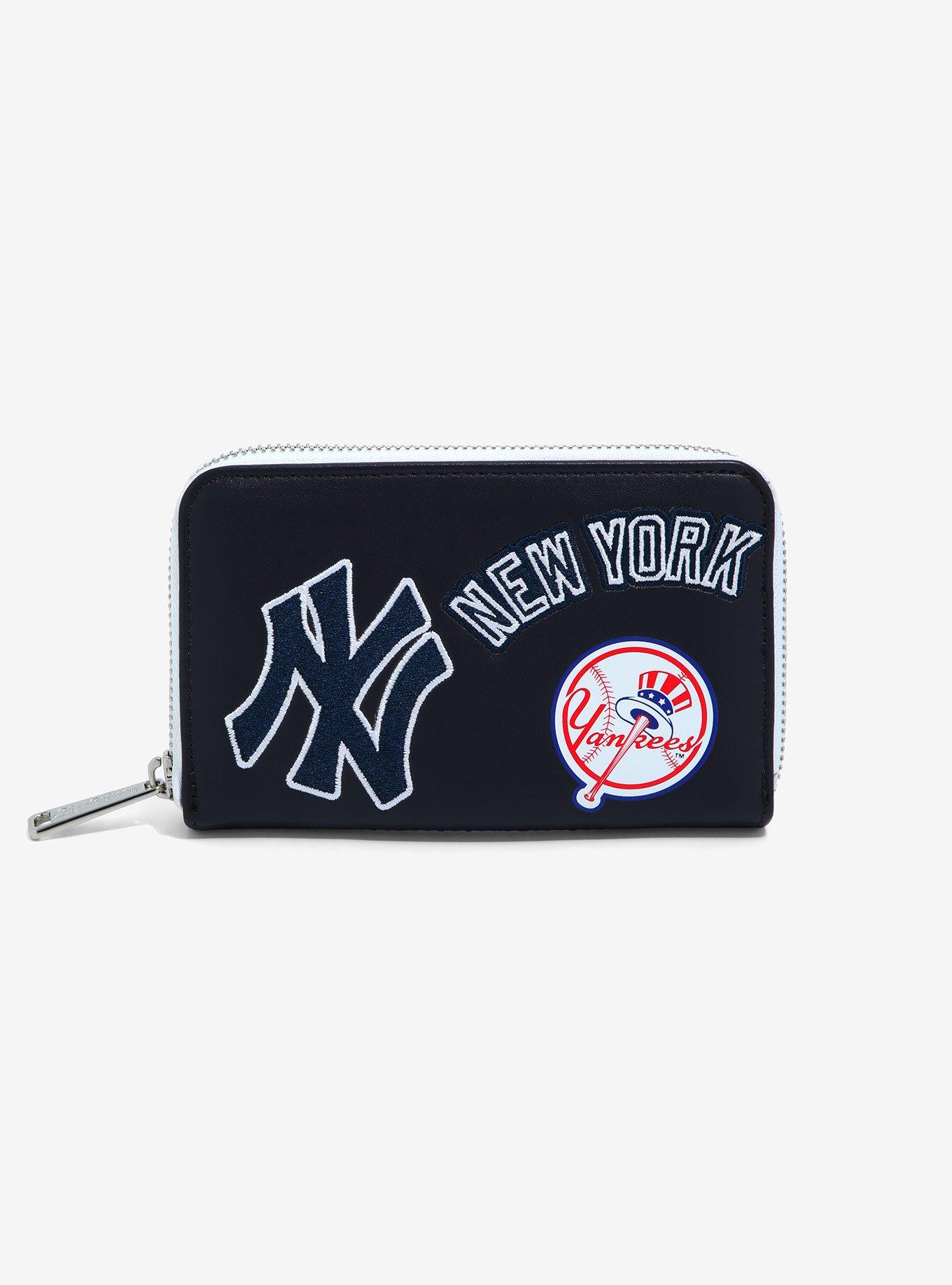 Loungefly MLB NY Yankees Stadium Crossbody Bag