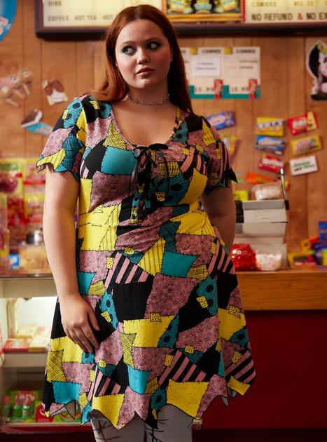 Hot topic plus size hot sale dresses