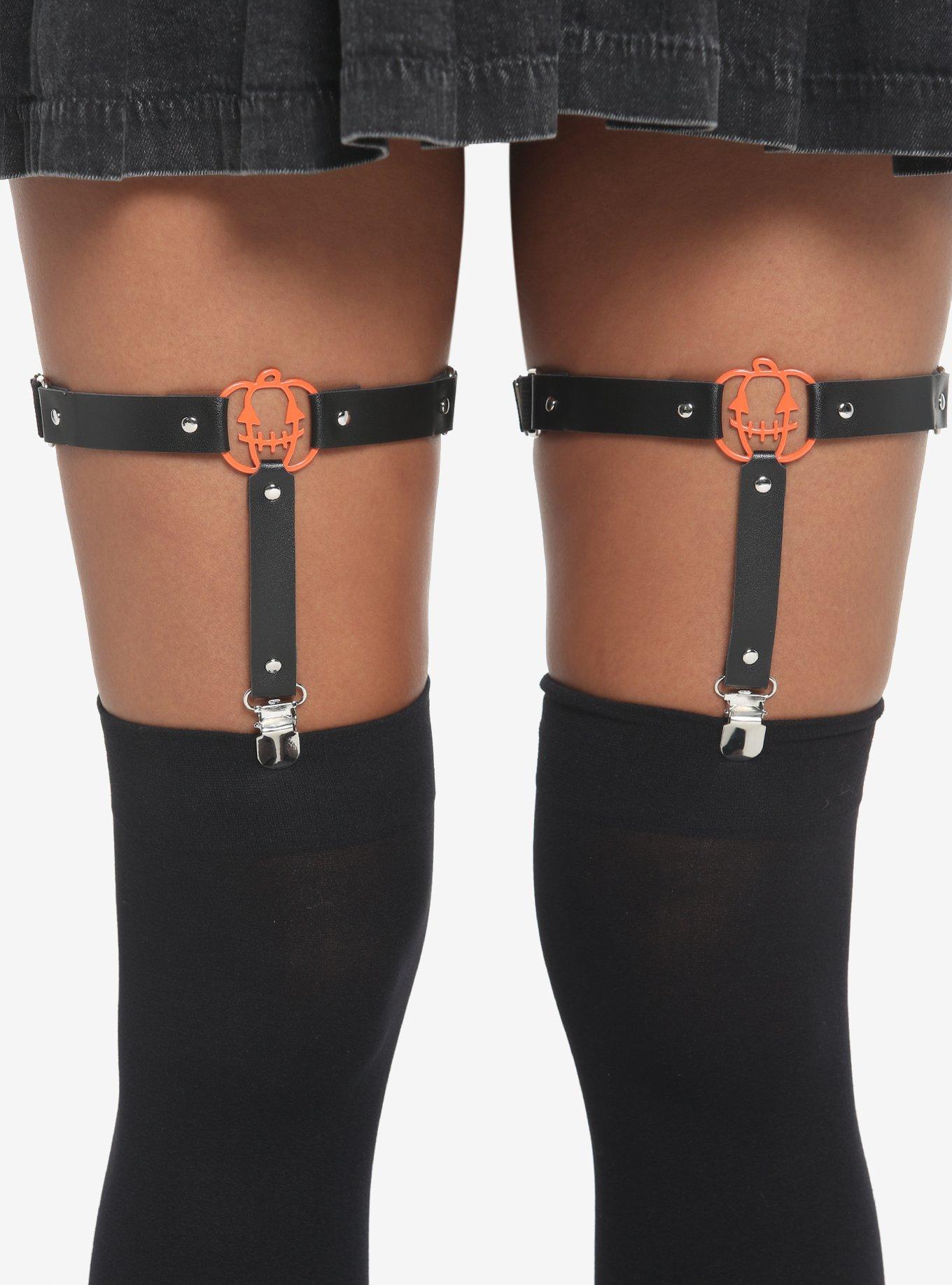 Jack-'O-Lantern Garter Set | Hot Topic
