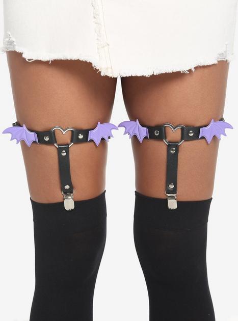 Purple Bat Wing Heart Garter Set | Hot Topic