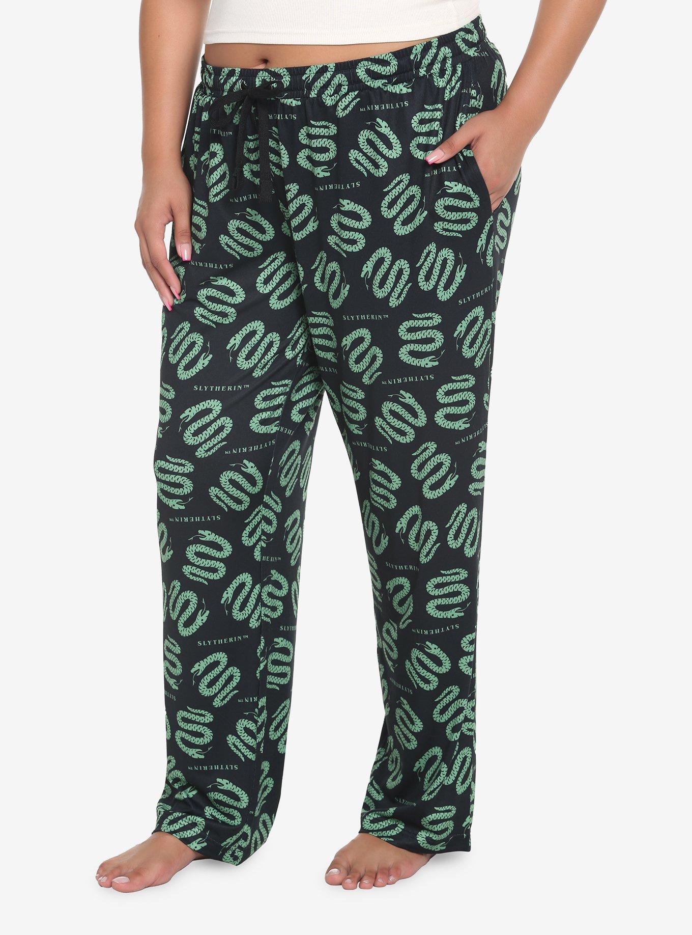 Hot Topic Harry Potter Slytherin Men's Pajama Pants Size: XX-Large Black :  : Clothing, Shoes & Accessories