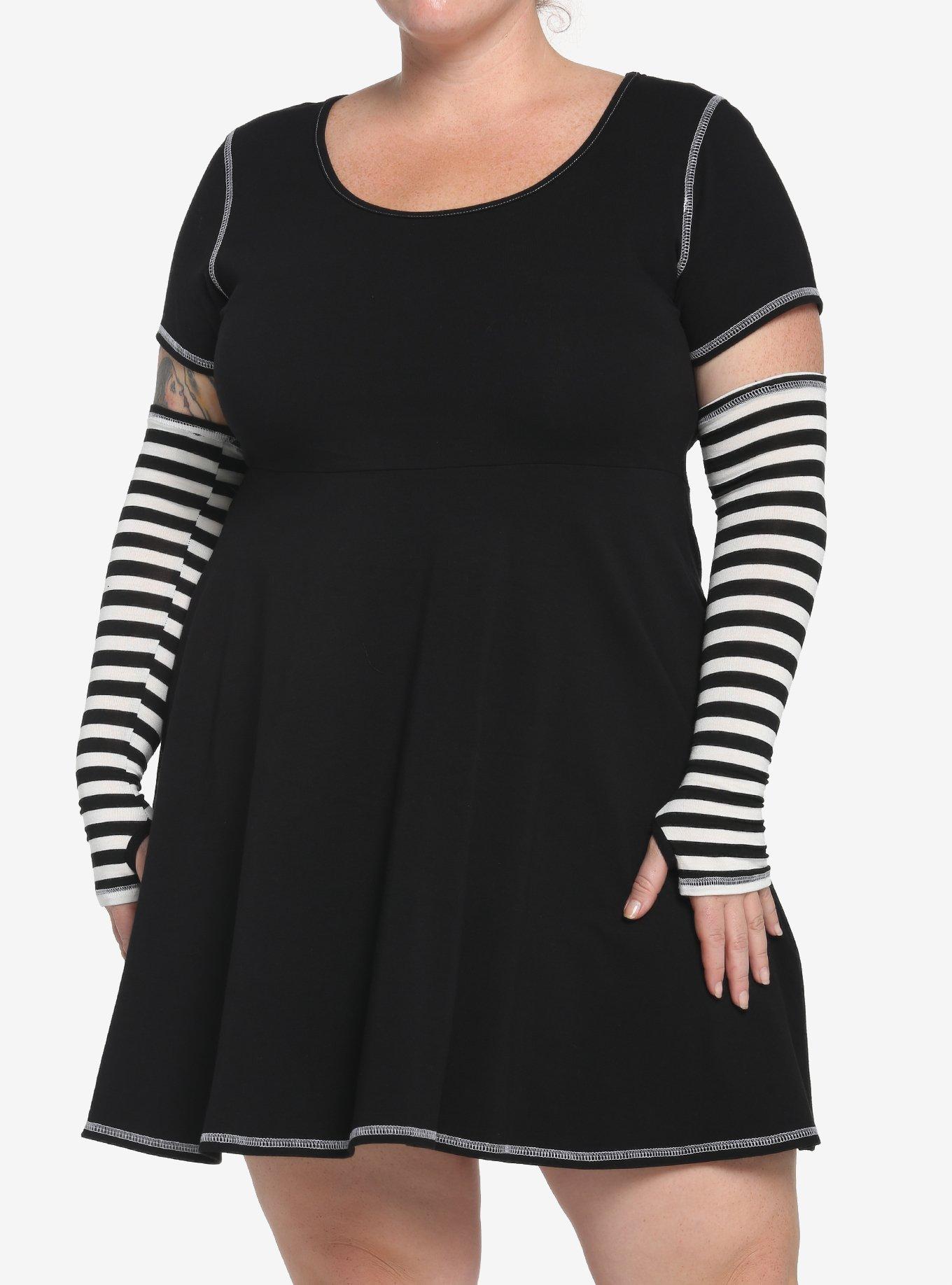 Black & White Contrast Stitch Skater Dress Plus Size With Arm Warmers, MULTI, hi-res