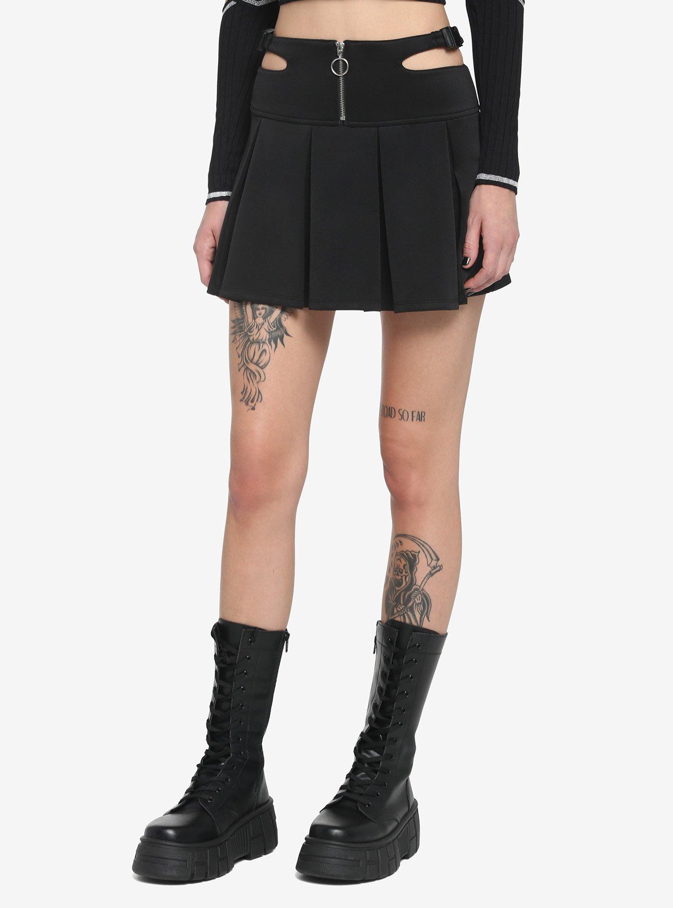 Black Side Cutout Pleated Skirt, BLACK, hi-res