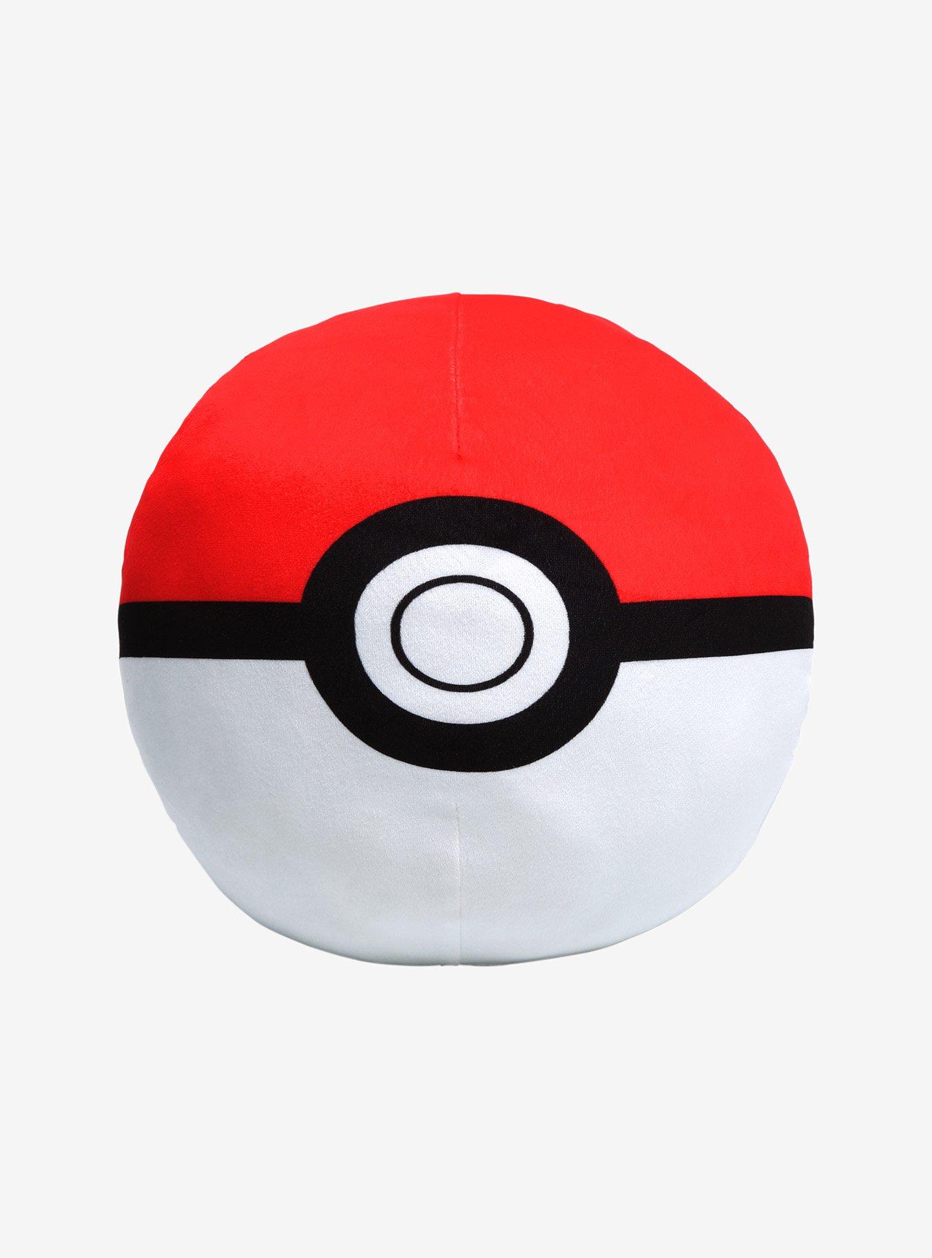 This Pokeball Lunch Box Is Perfect For Little Pokemon Hunters In