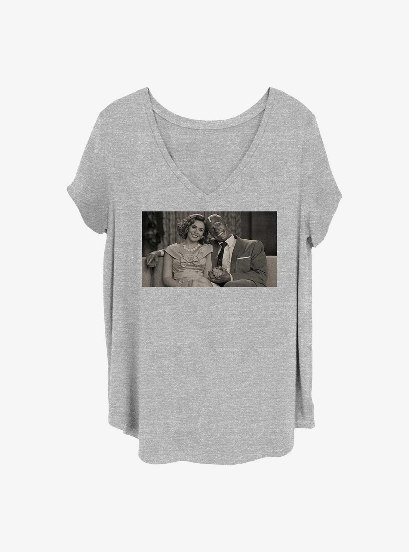 Marvel WandaVision Couch Couple Girls T-Shirt Plus Size
