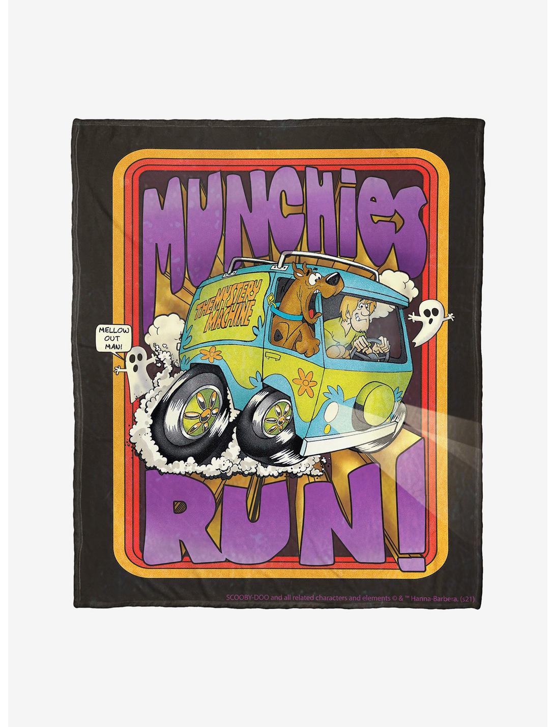 Scooby-Doo Munchies Run Throw Blanket, , hi-res