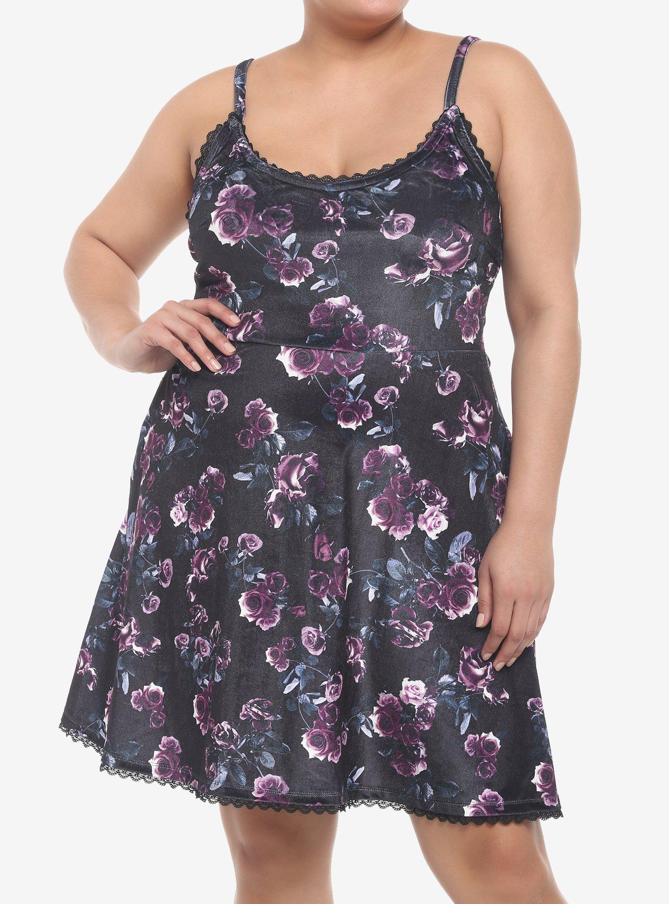open lace back dress Women Plus Size Black & Purple Floral Printed V-Neck Crepe Flared Wrap Midi  Dress
