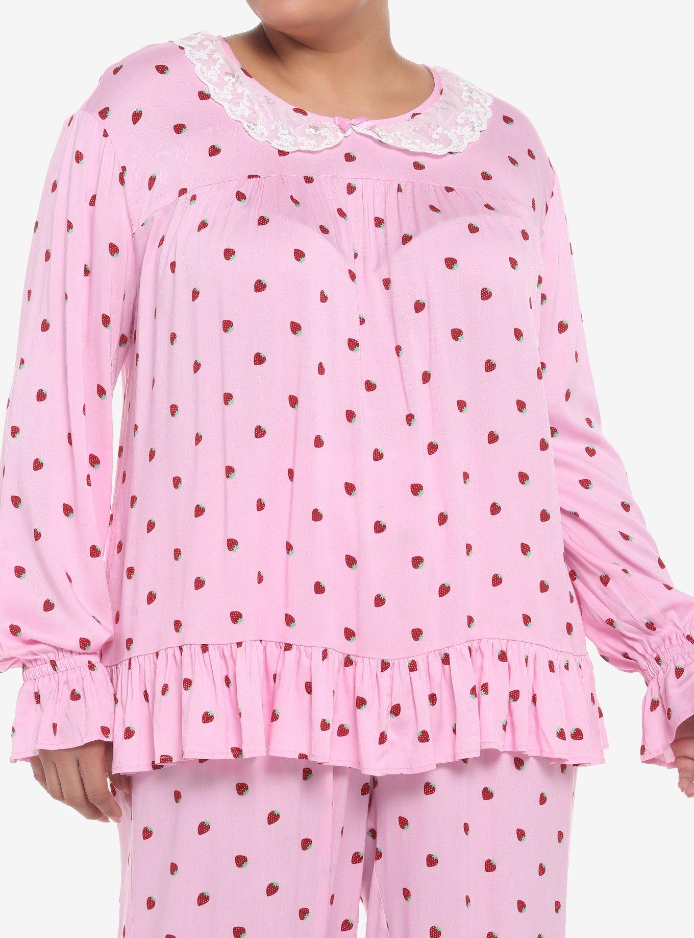 Strawberry Allover Print Girls Lounge Set Plus Size, PINK, hi-res