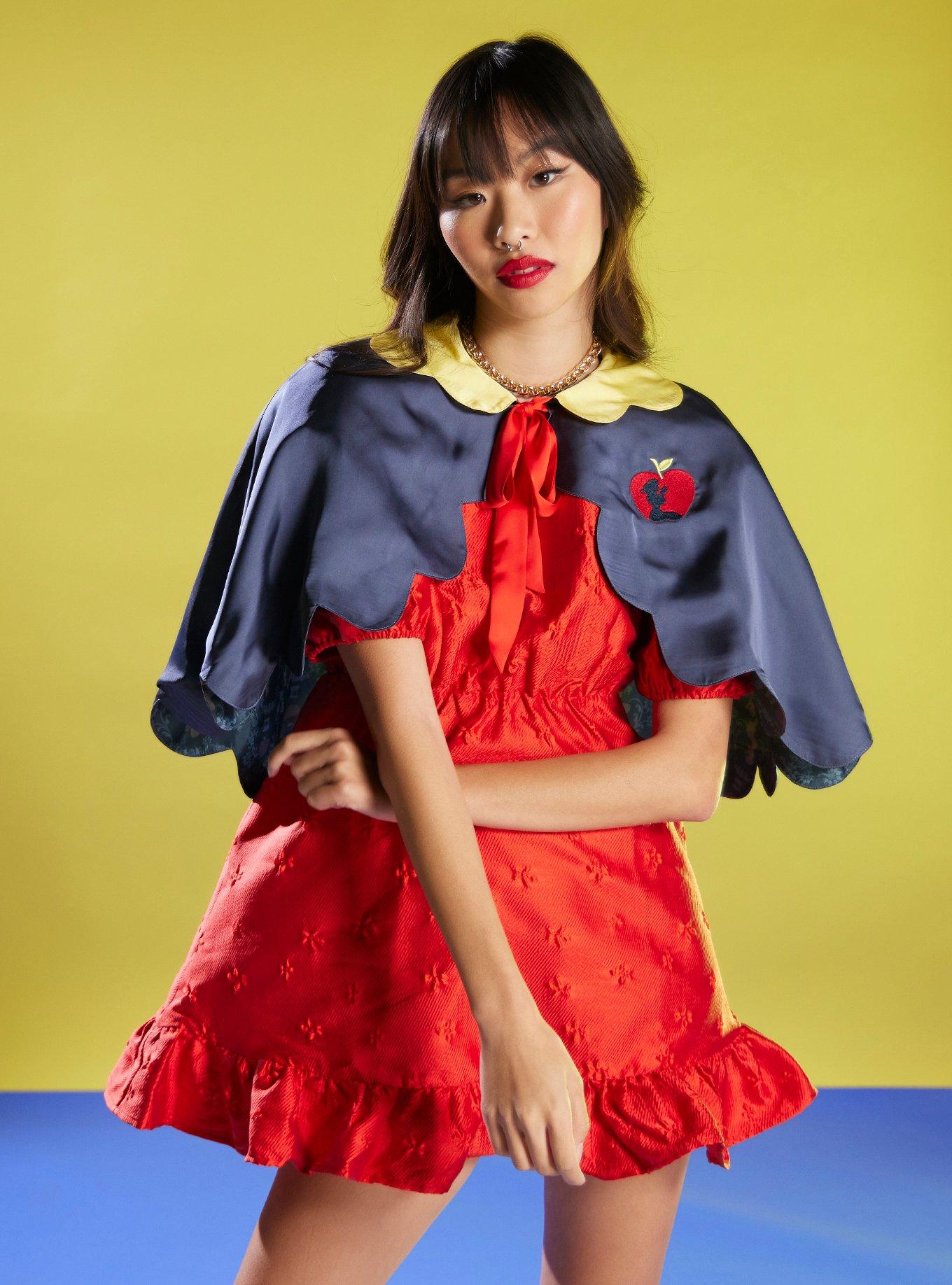 Her Universe Disney Snow White And The Seven Dwarfs Capelet, MULTI, hi-res