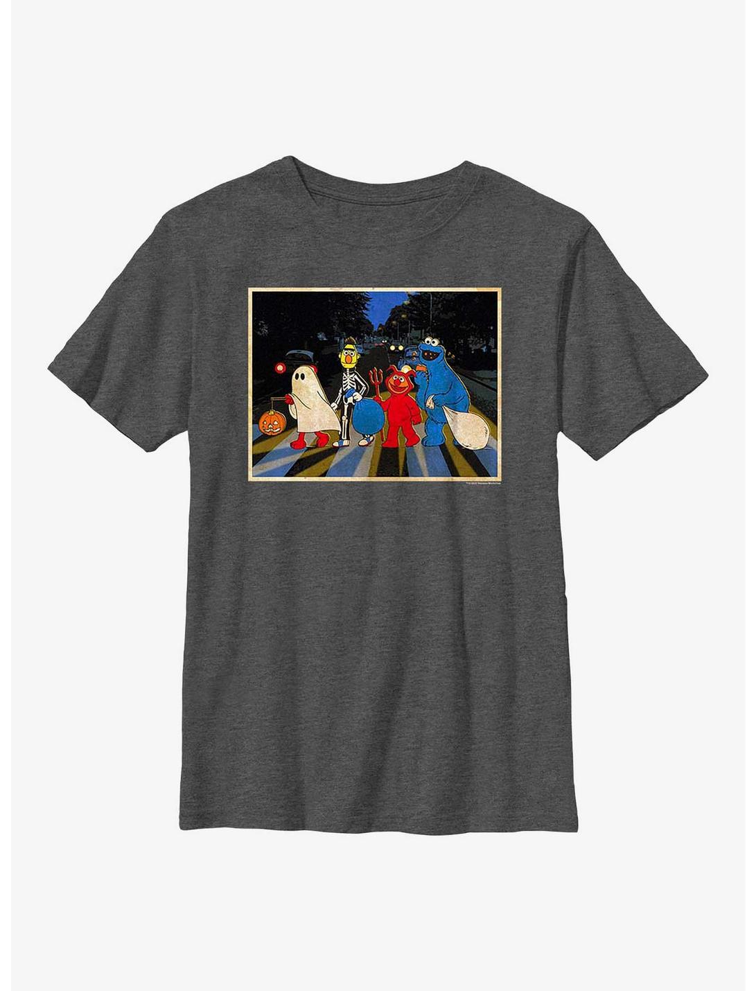 Sesame Street Crew Trick Or Treating Youth T-Shirt, CHAR HTR, hi-res