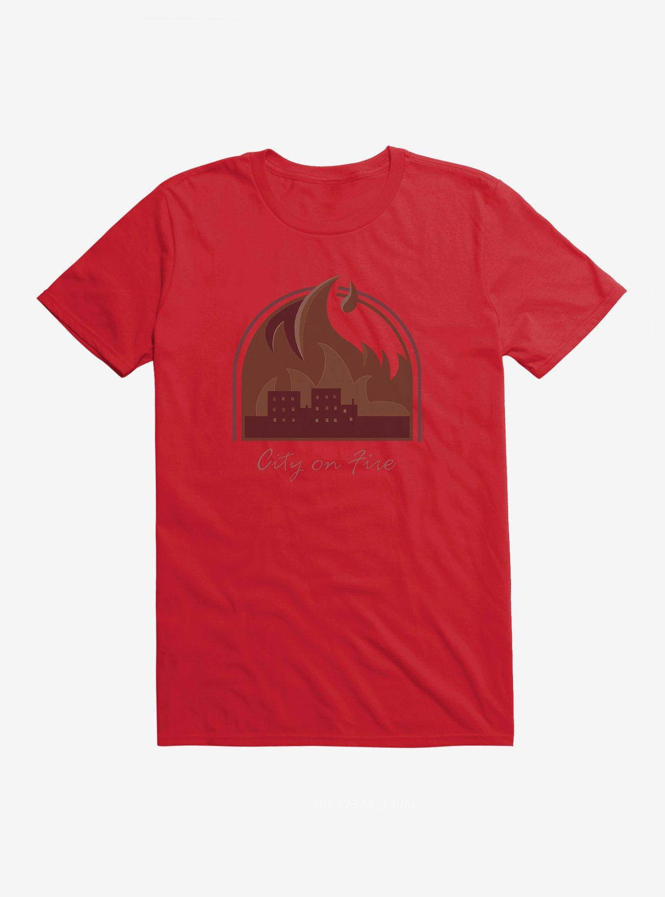 Life Is Strange: Before The Storm City On Fire T-Shirt, RED, hi-res