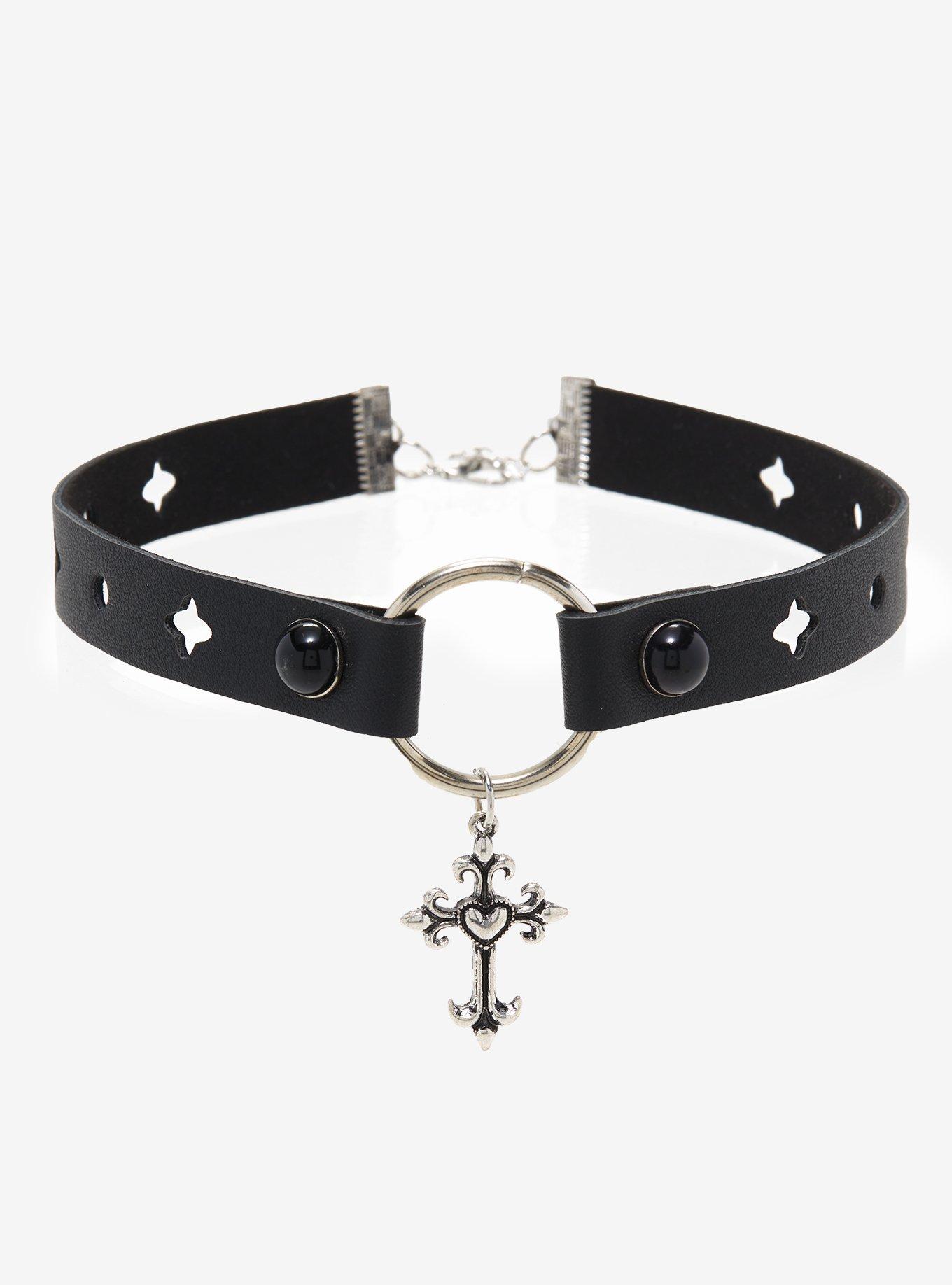 Hot on sale topic choker