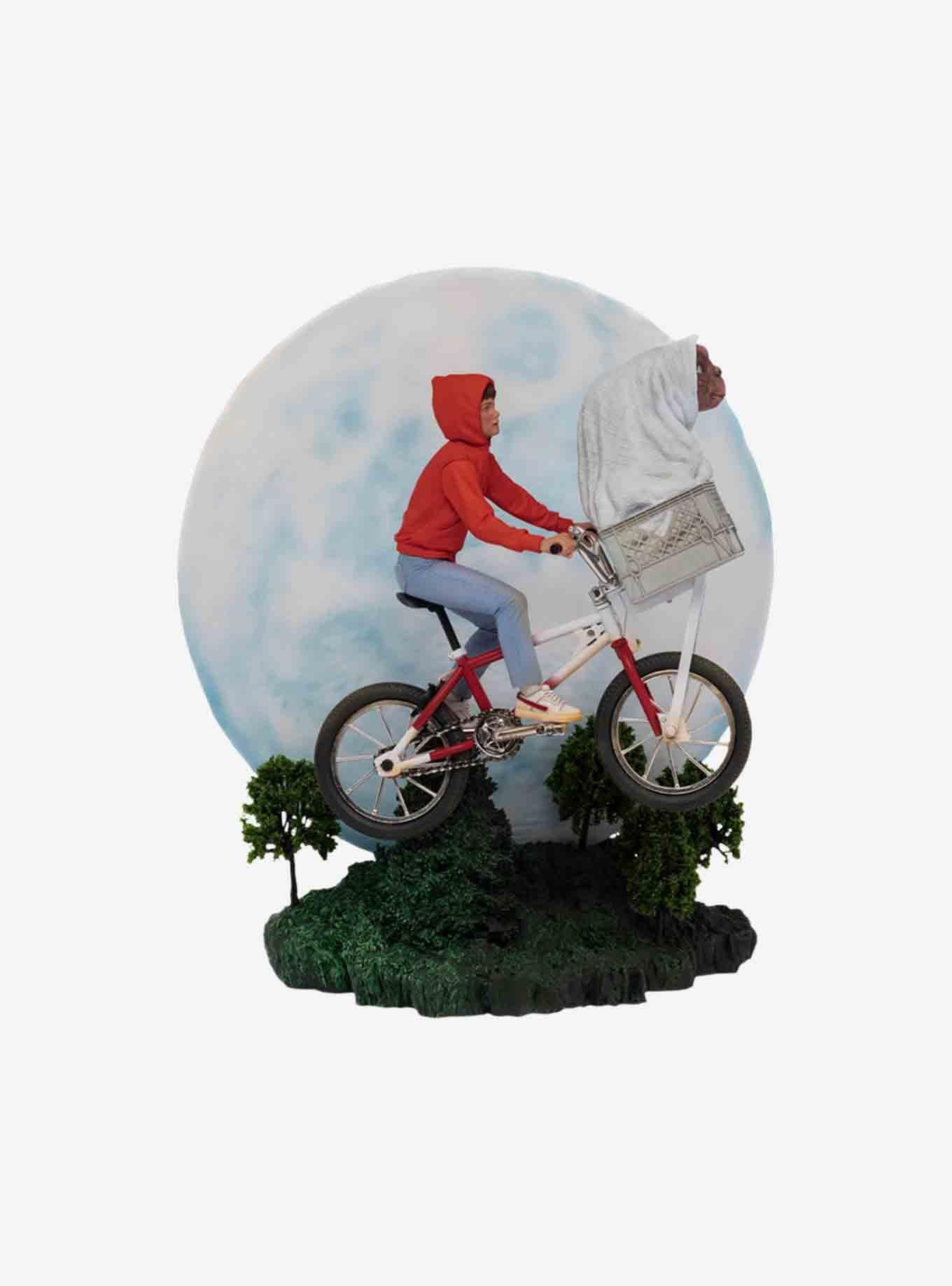 E.T. & Elliot Deluxe 1:10 Art Scale Figure by Iron Studios, , hi-res
