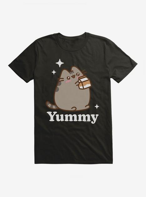 Hot topic shop pusheen shirt