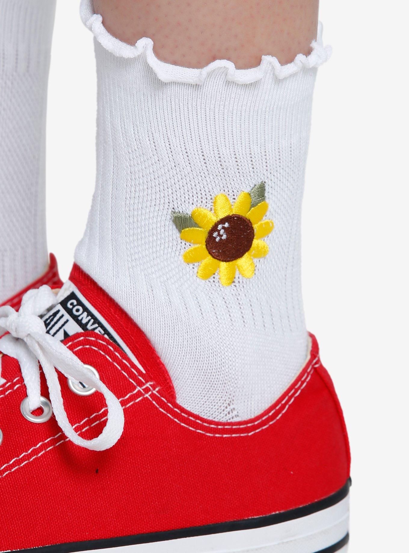 Sunflower Embroidery Lettuce Trim Ankle Socks