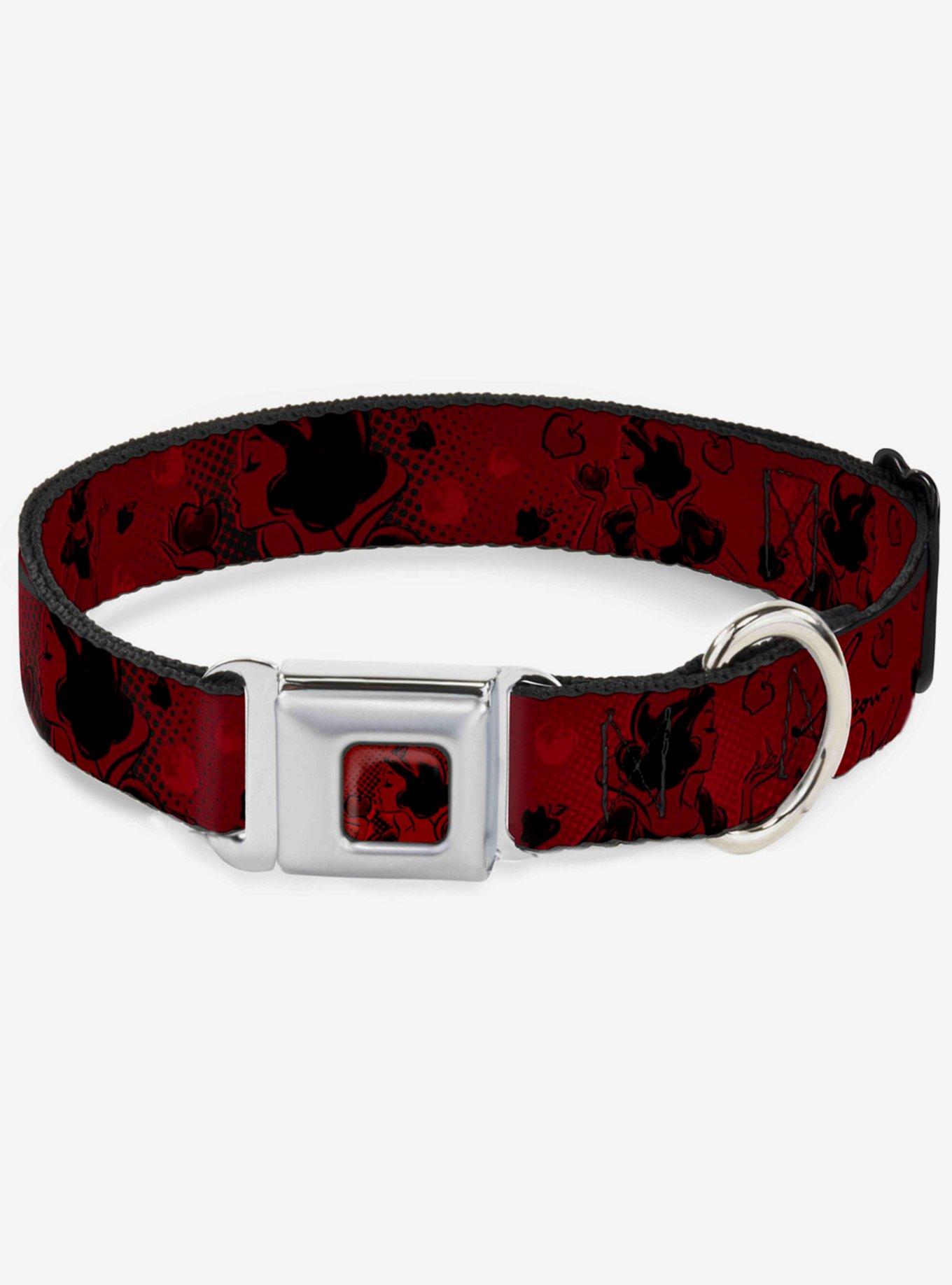 Disney Snow White And The Seven Dwarfs Poses Apple Halftone Seatbelt Buckle Dog Collar, RED, hi-res