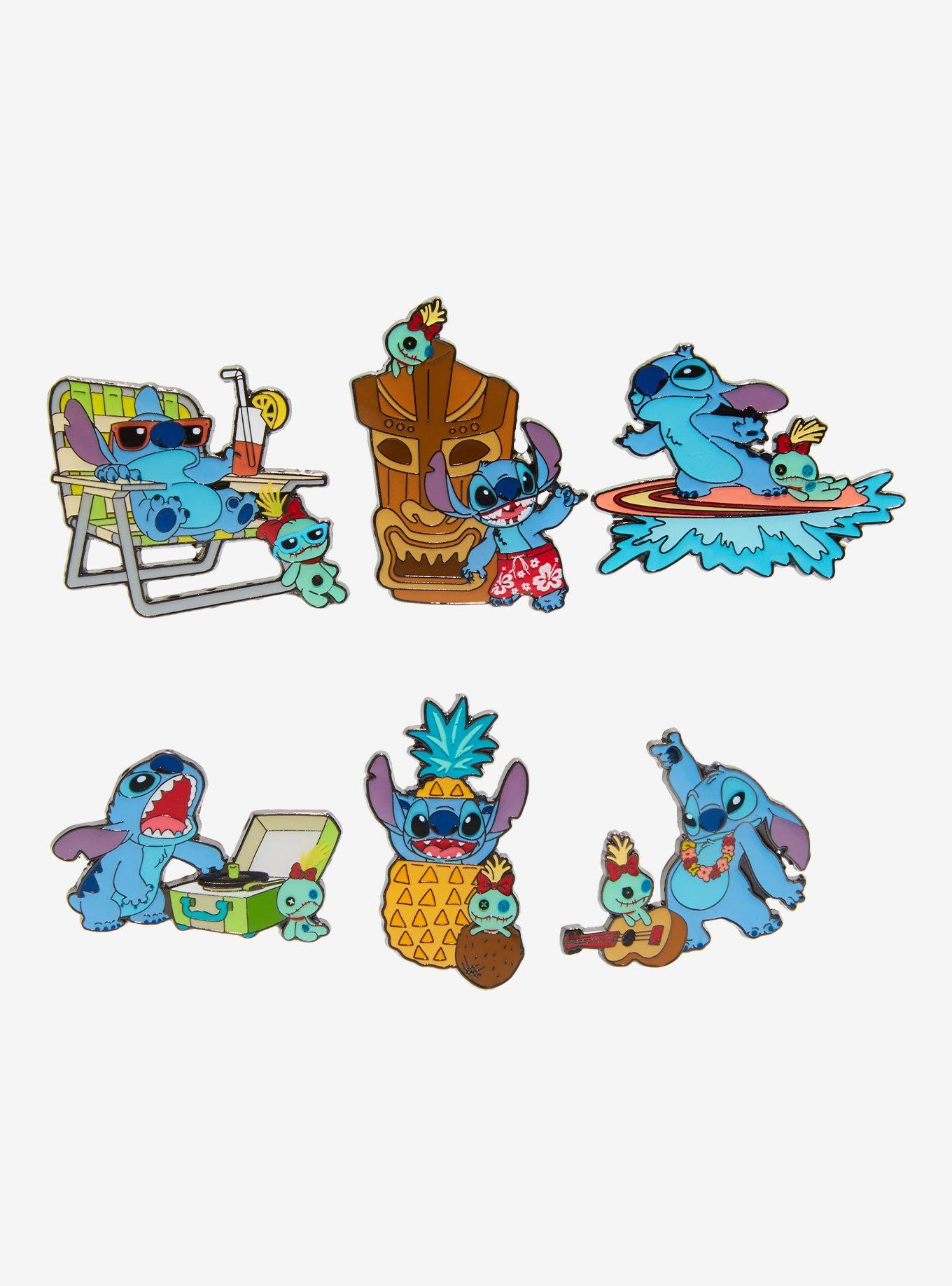 View Pin: Loungefly - Stitch at the Beach Blind Box - Beach Chair