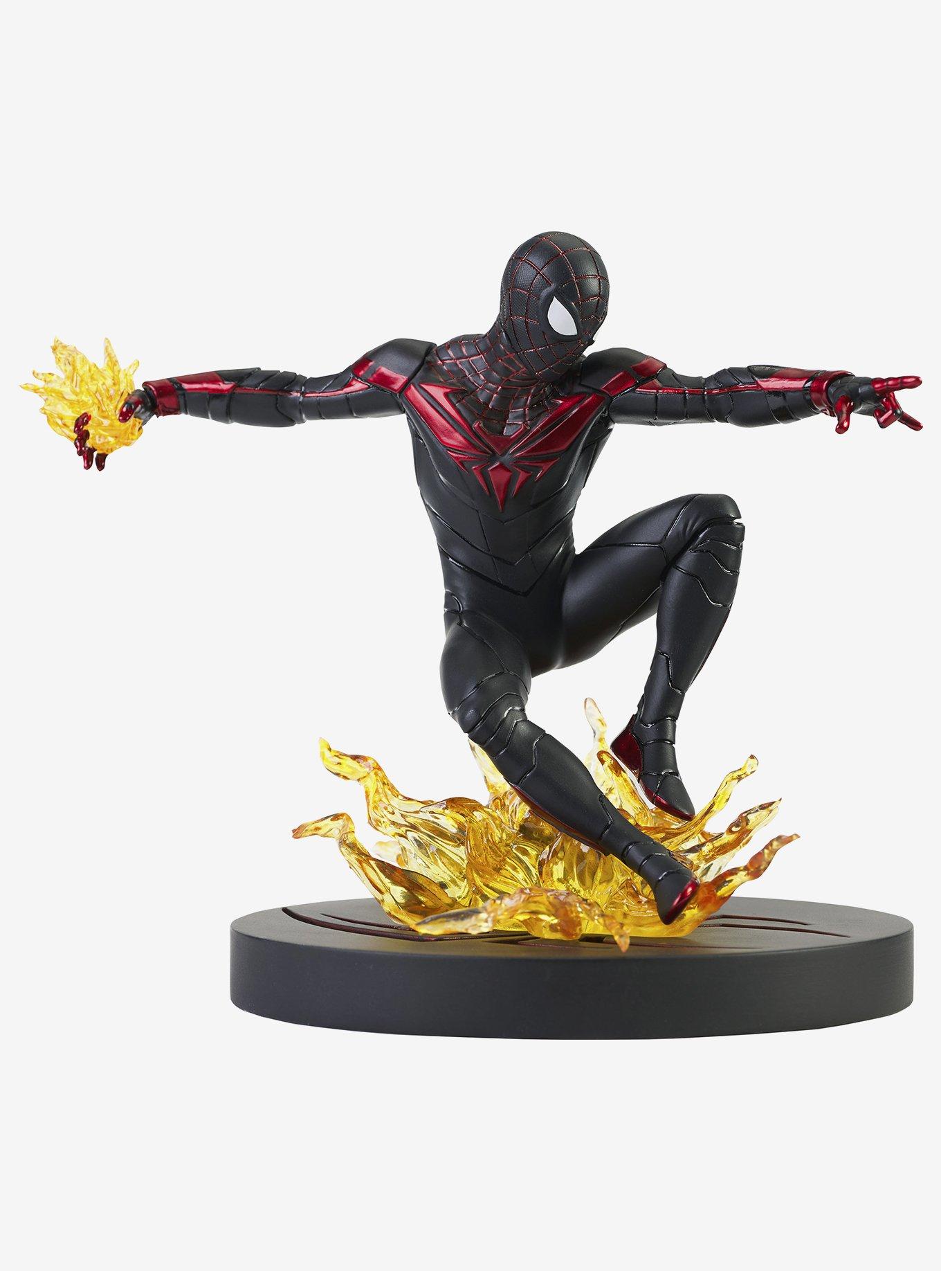 Diamond Select Spider-Man Miles Morales Flames Pose Statue, , hi-res