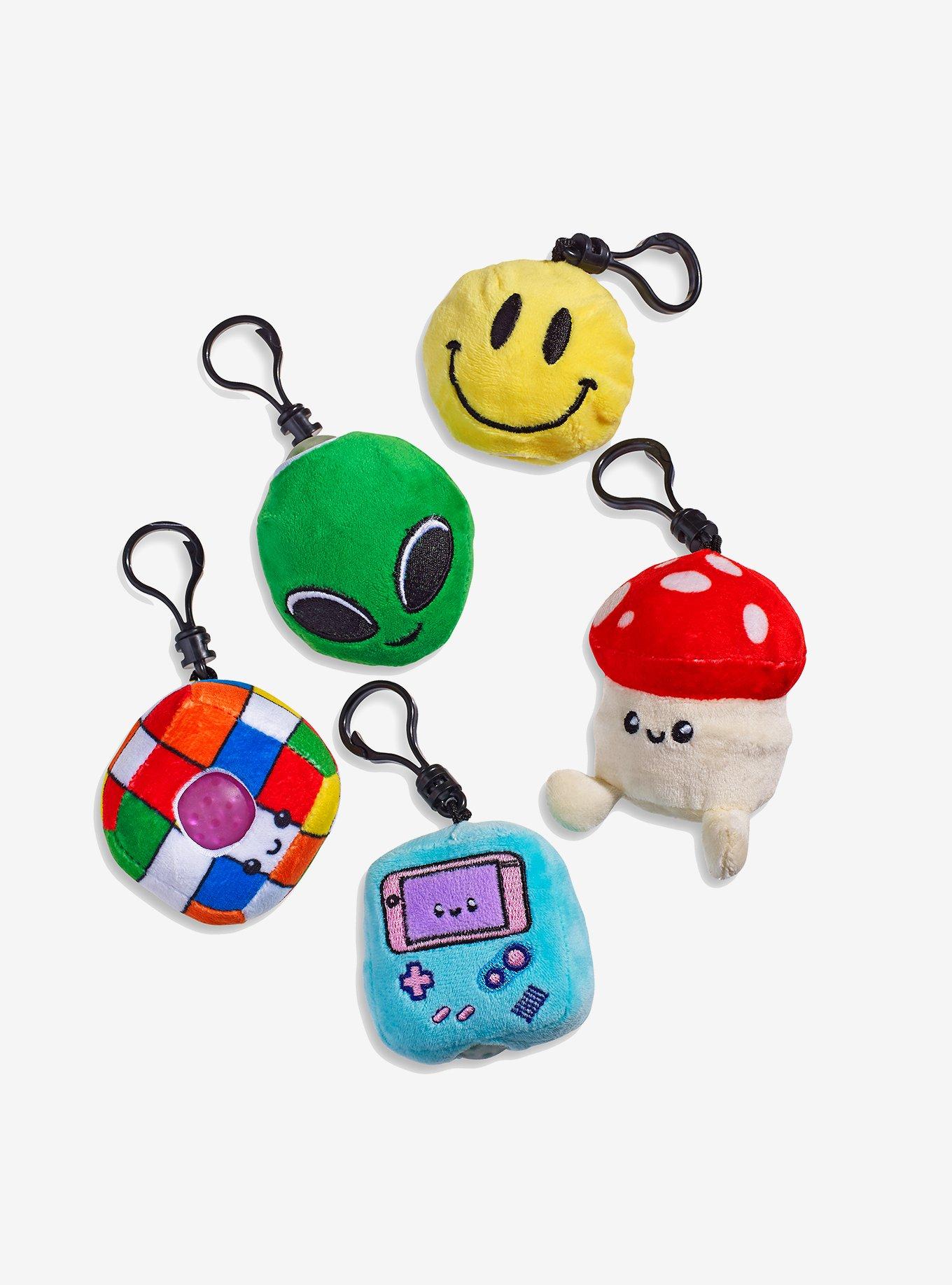 Beadie Buddies 90's Icons Blind Bag Plush Bag Clip, , hi-res