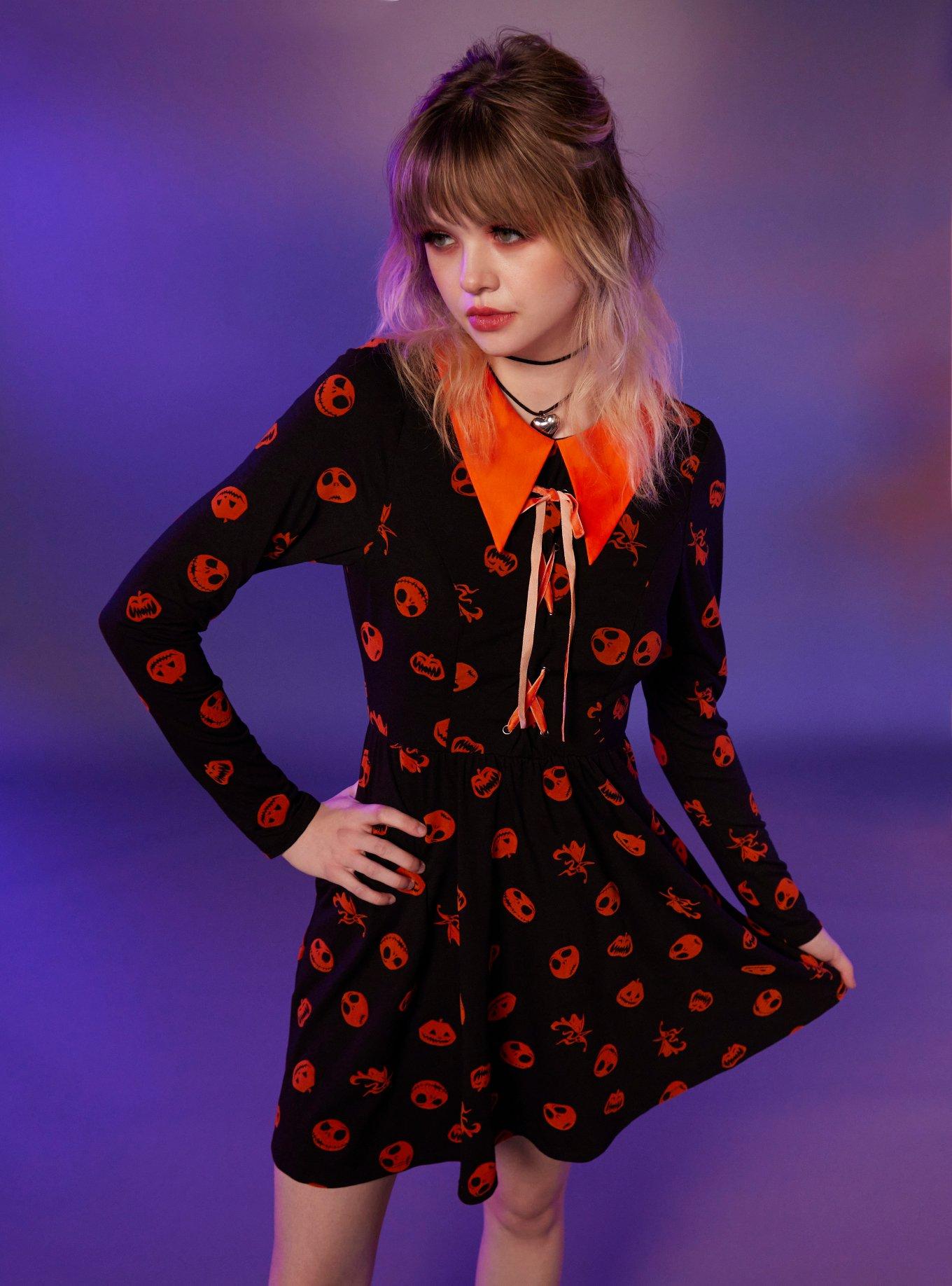 her universe nightmare before christmas dress The Flocked Icons Long-Sleeve Size:L (10/11)