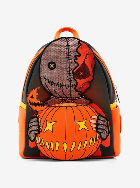 ❤︎ NWT purchases Trick r Treat Sam Cosplay Halloween Loungefly Mini Backpack!