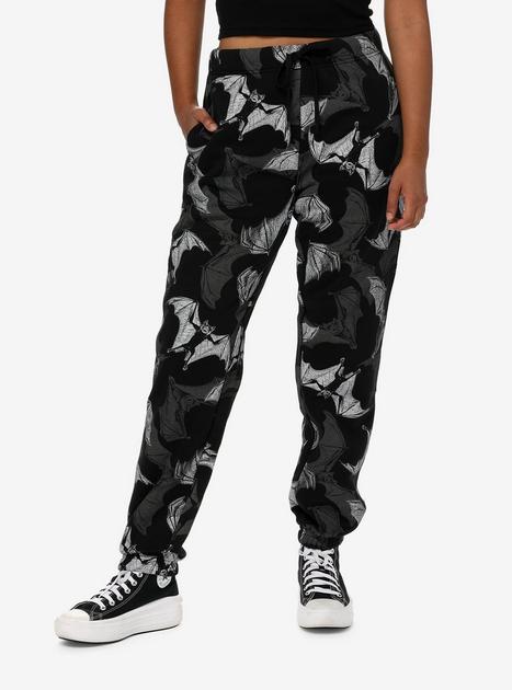 Hot Topic Social Collision Final Girl Icons Girls Sweatpants Plus