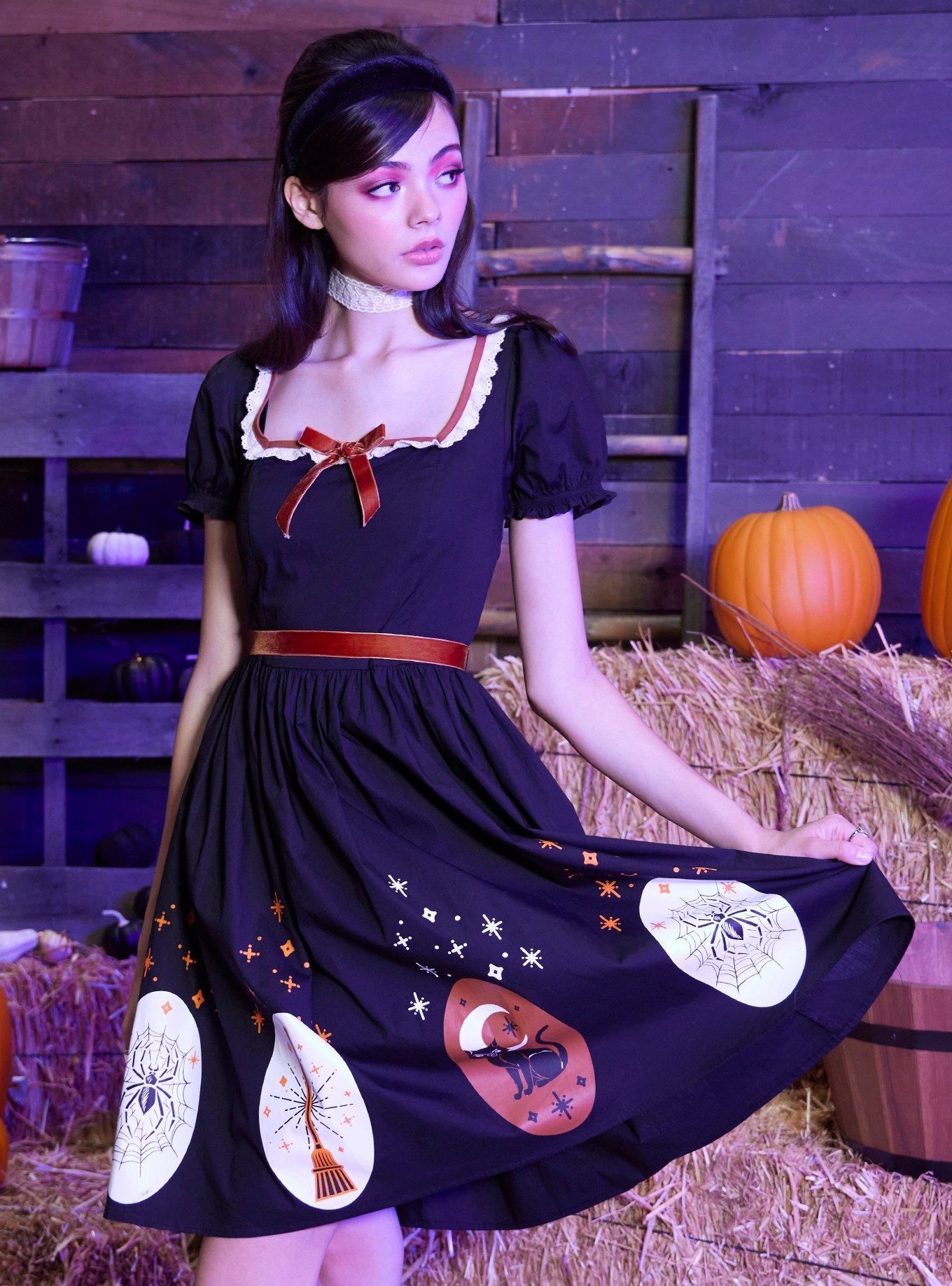 Her Universe Disney Hocus Pocus Retro Icons Babydoll Dress, MULTI, hi-res