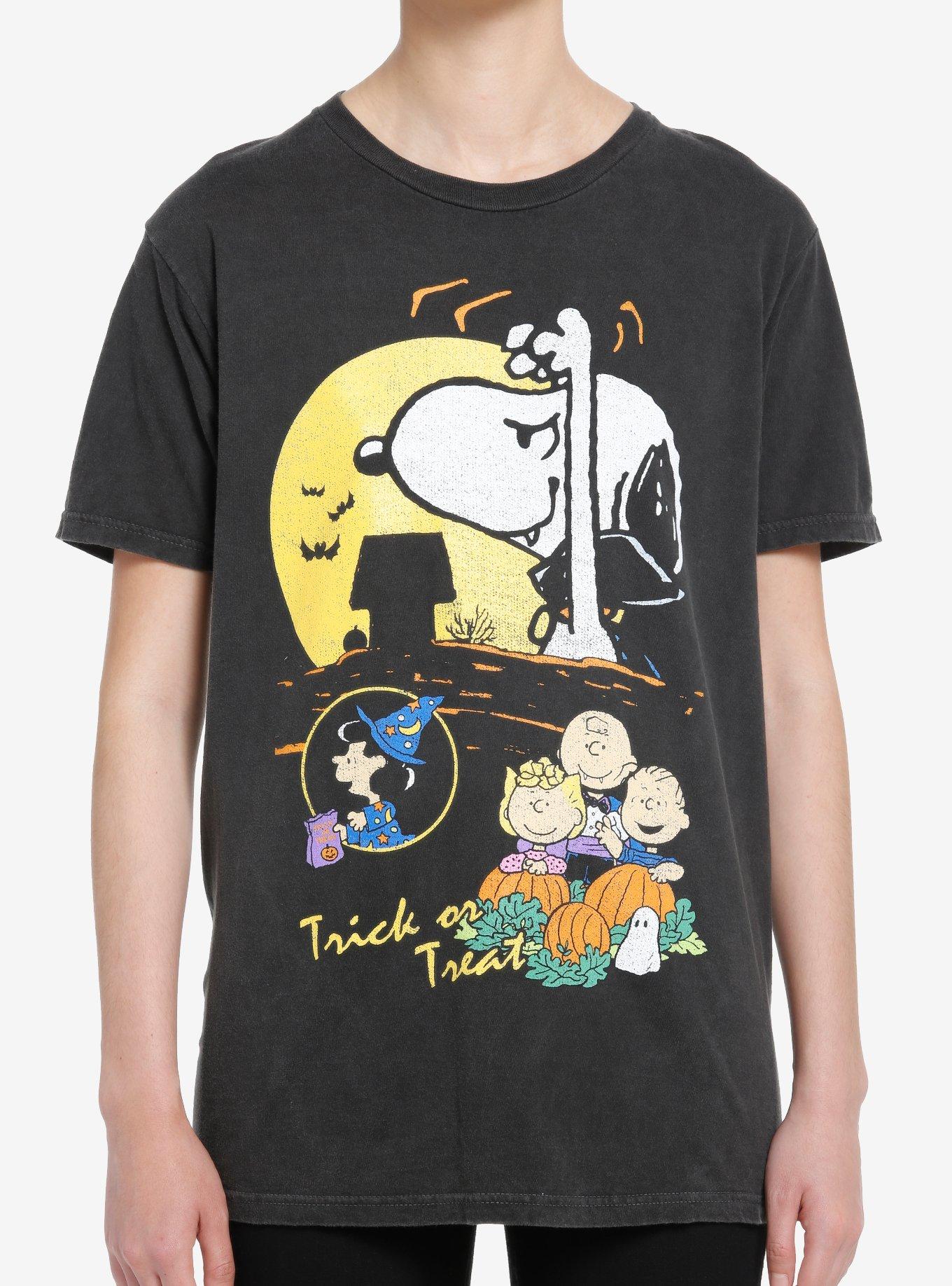 Peanuts Trick Or Treat Vampire Boyfriend Fit Girls T-Shirt, MULTI, hi-res